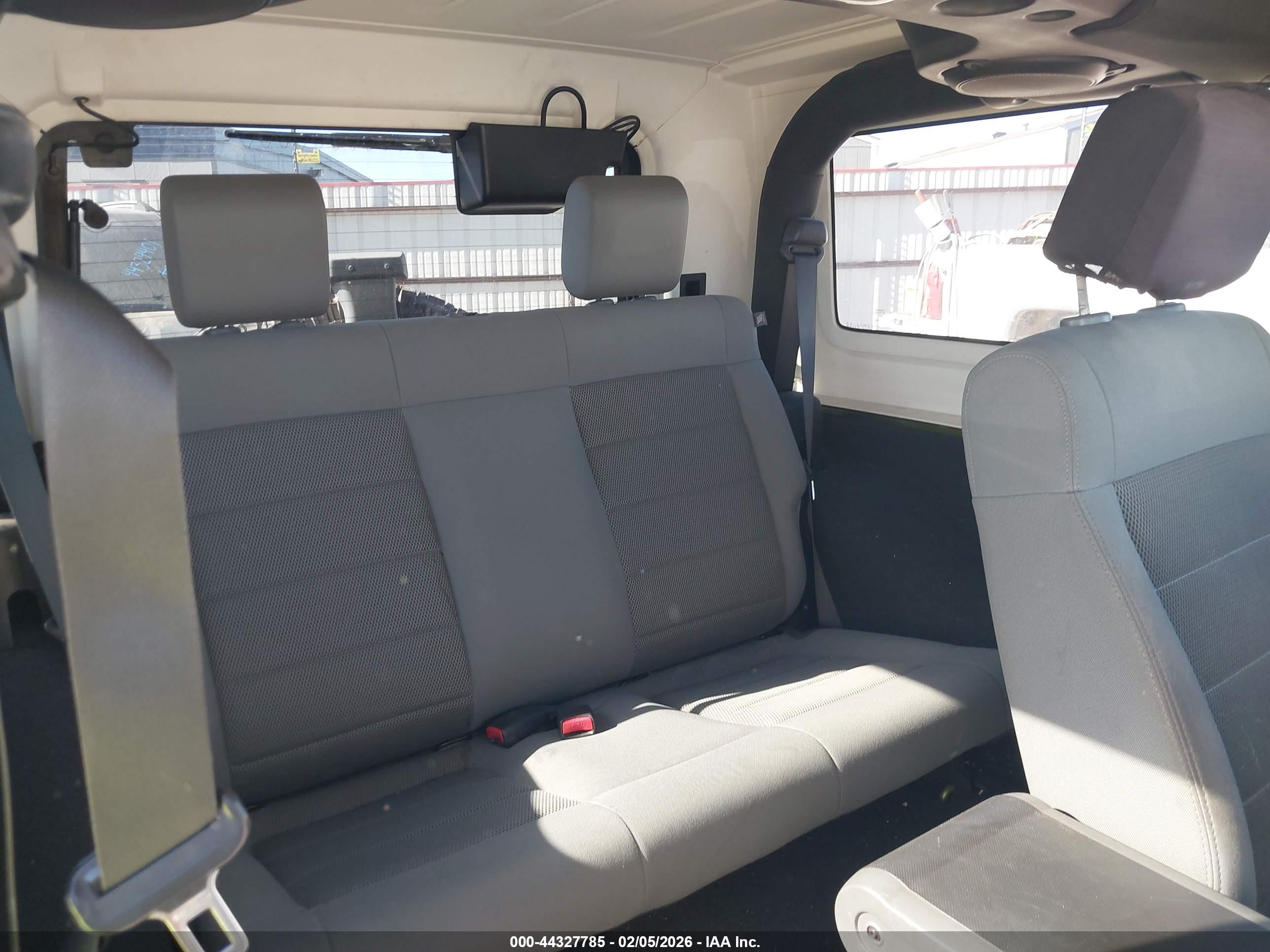 JEEP WRANGLER image 8