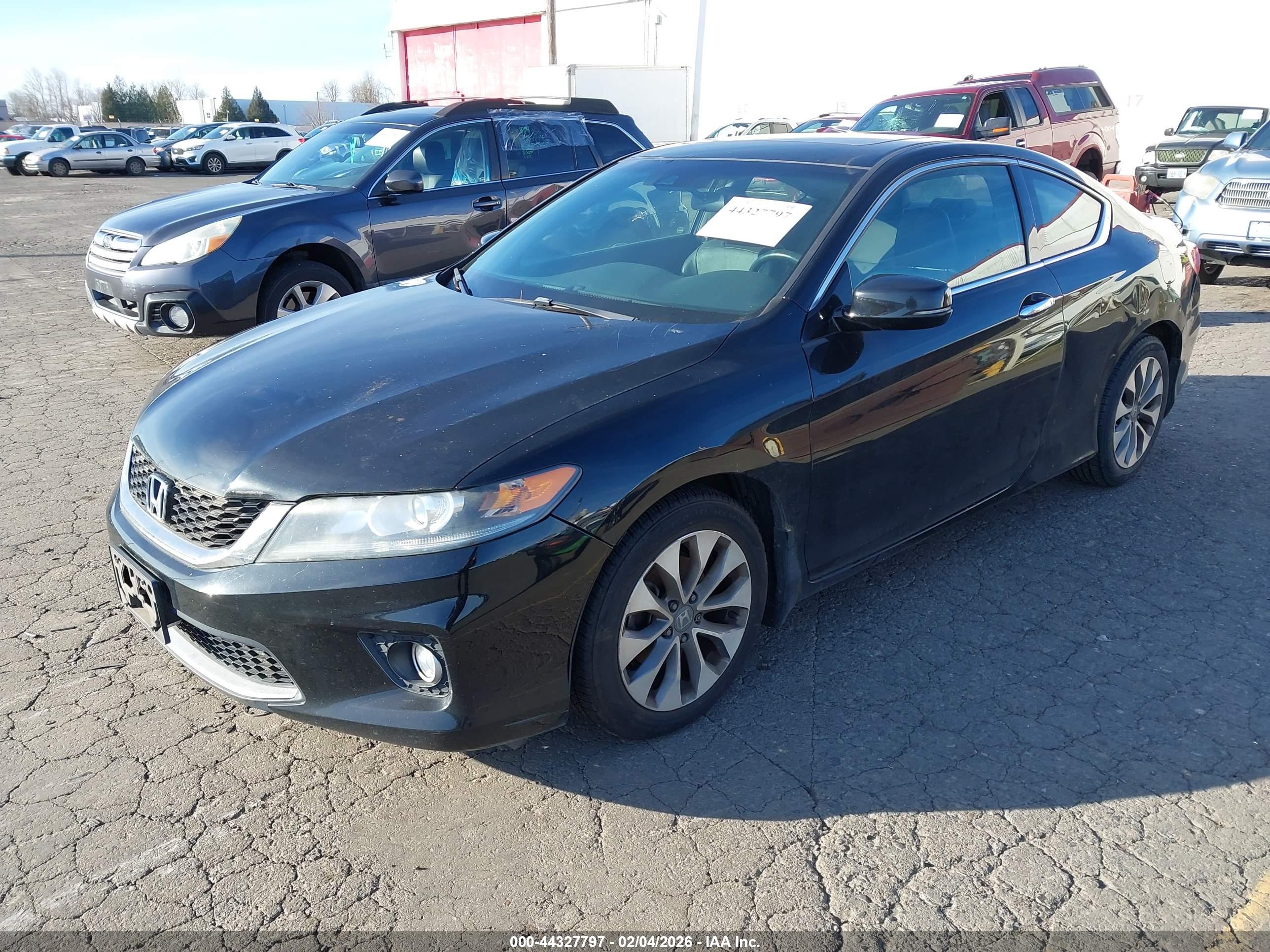 HONDA ACCORD image 2