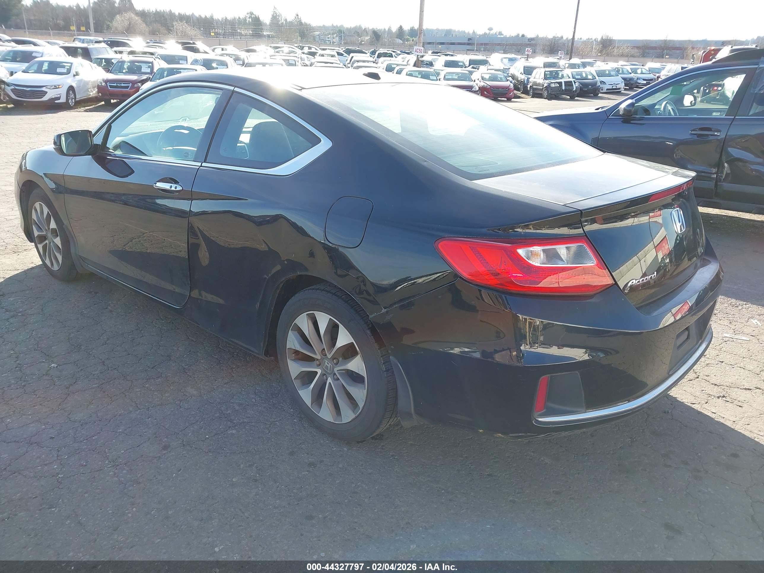 HONDA ACCORD image 3