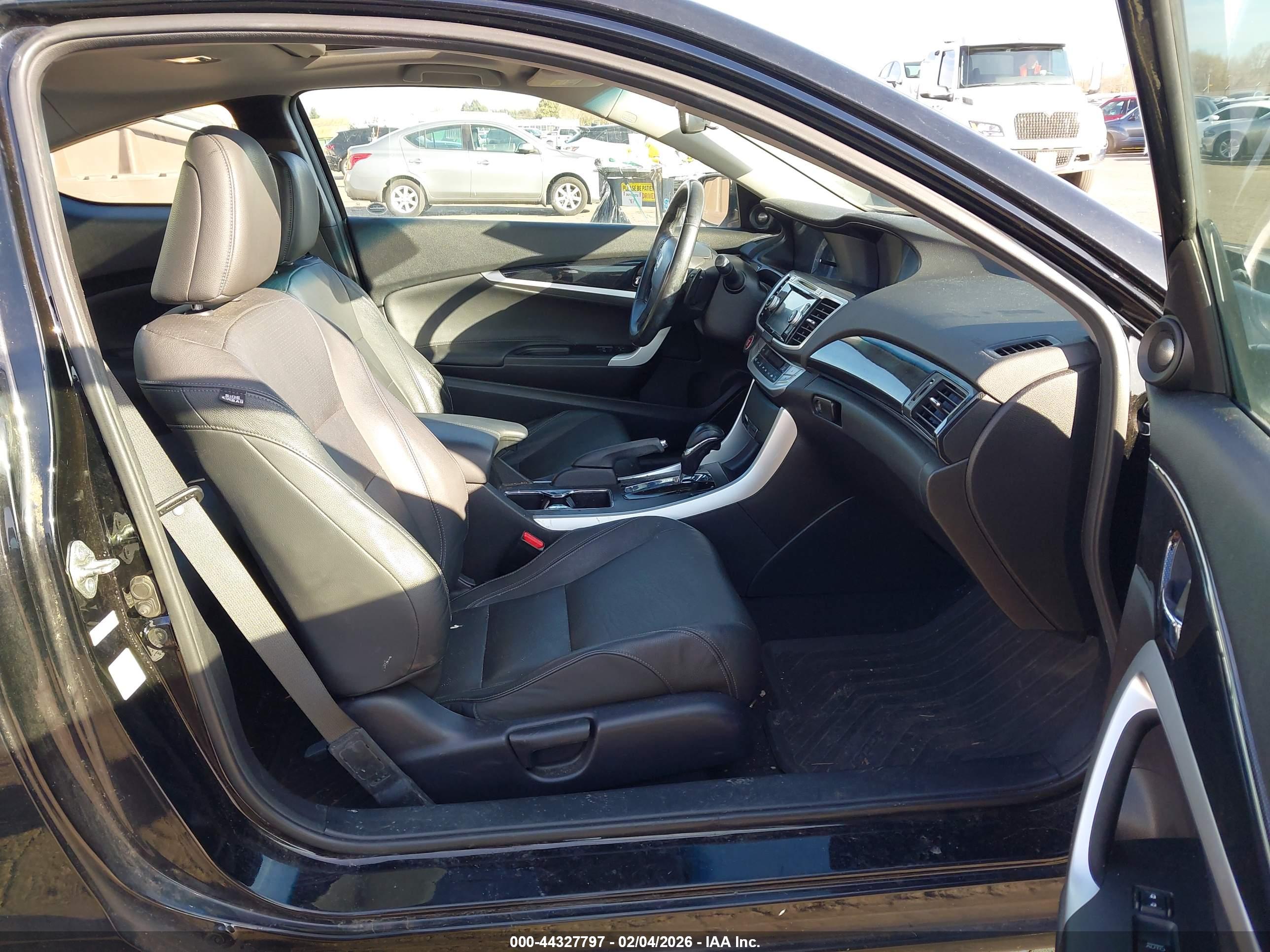 HONDA ACCORD image 5