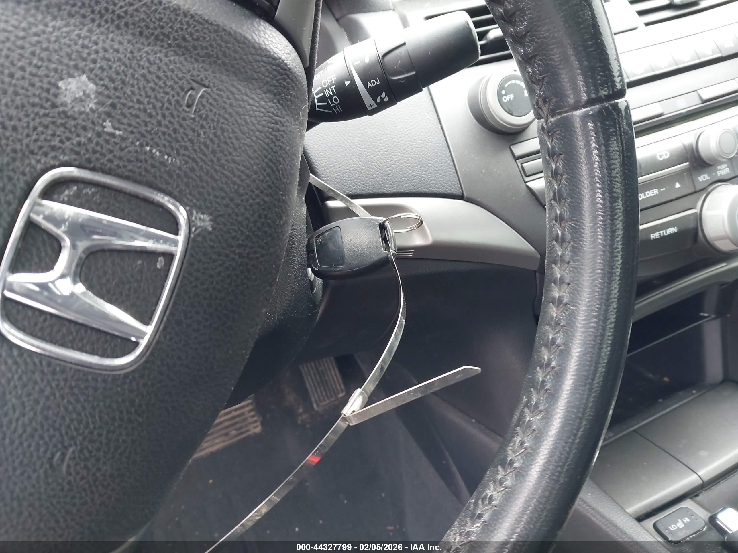 HONDA ACCORD image 11