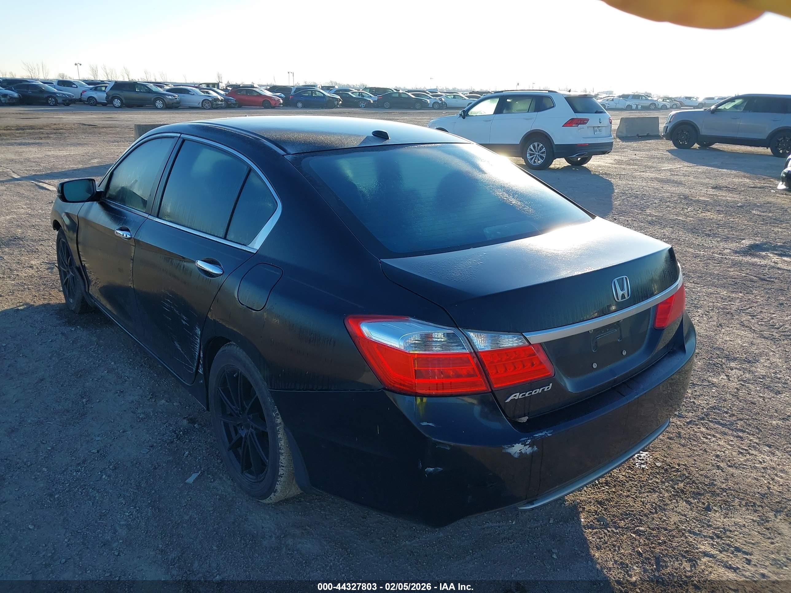 HONDA ACCORD image 3