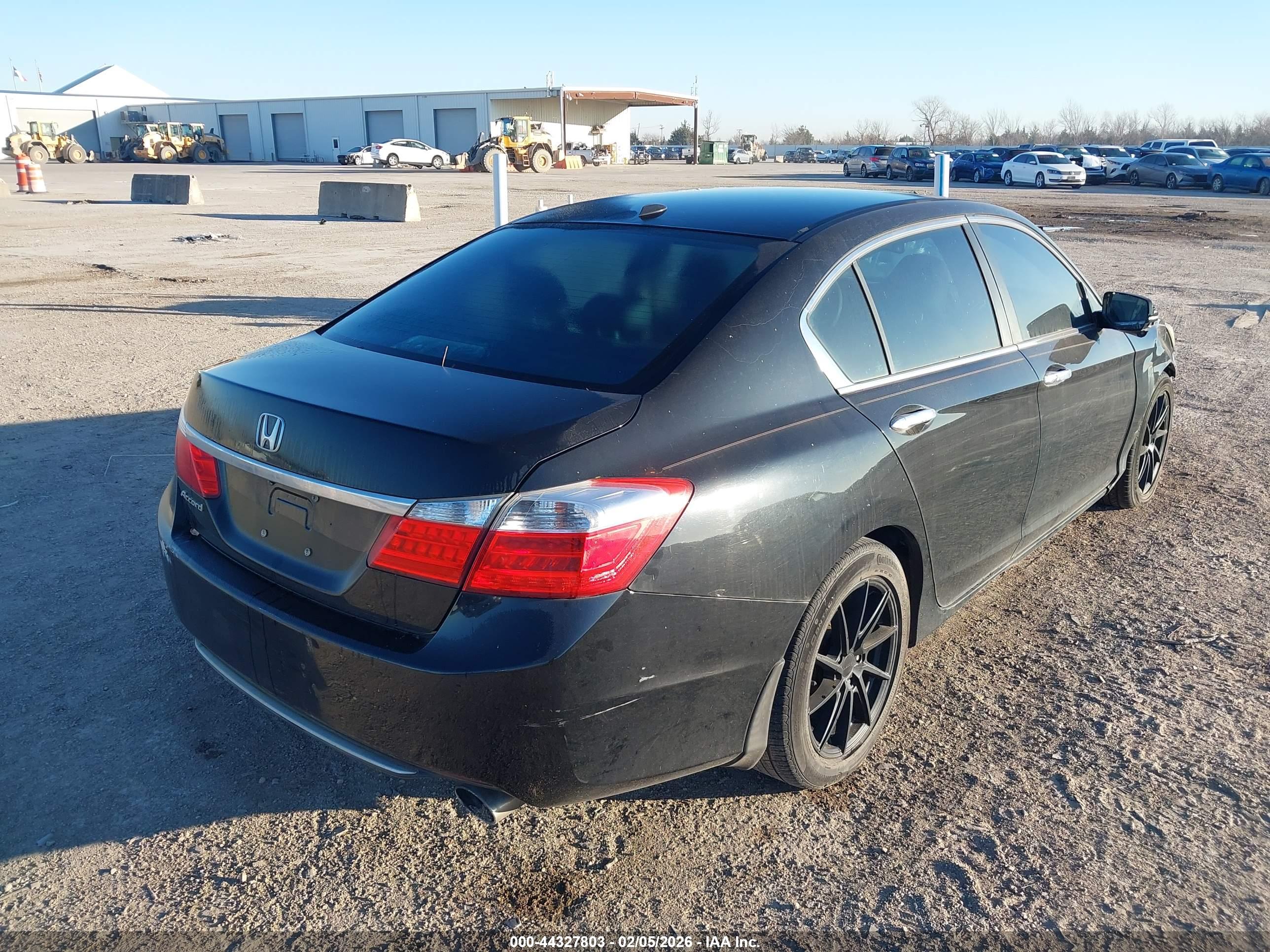 HONDA ACCORD image 4