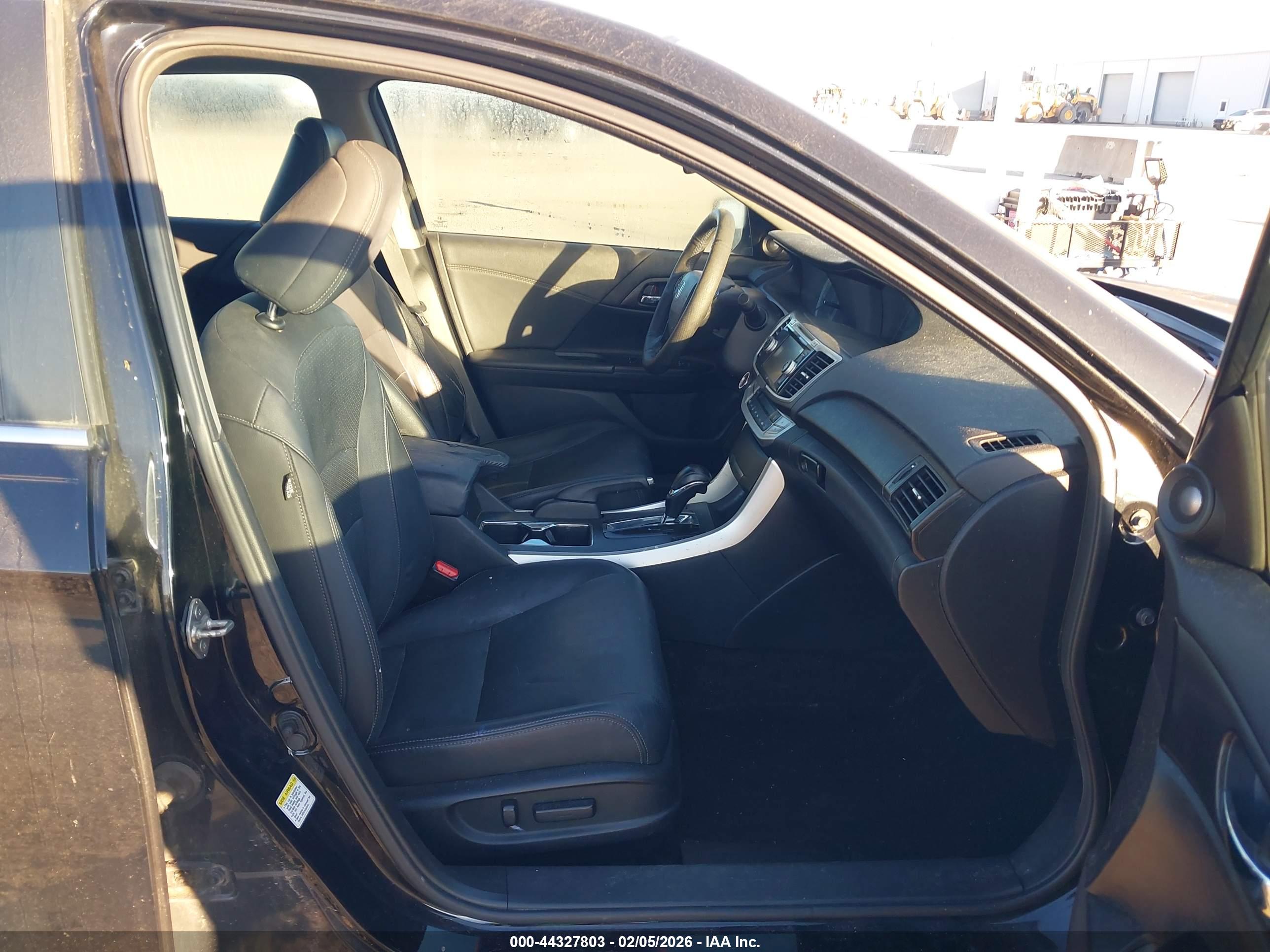 HONDA ACCORD image 5