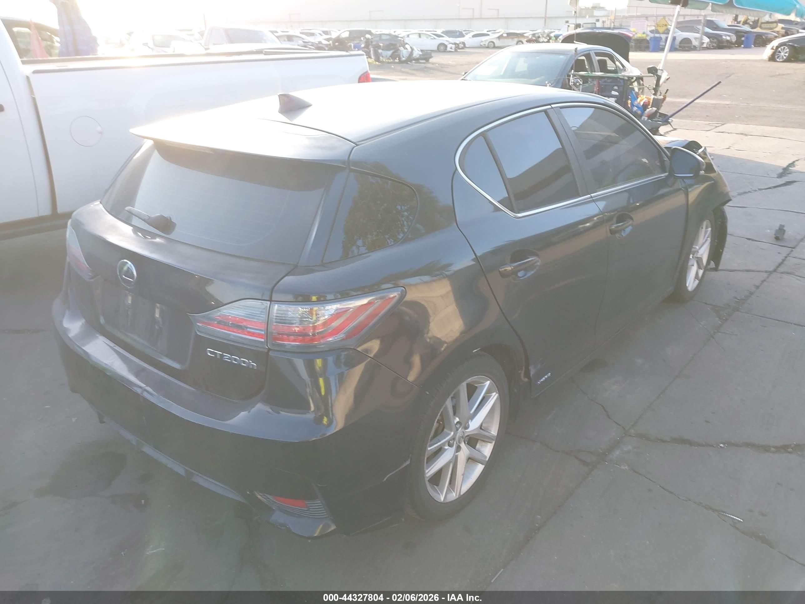LEXUS CT image 4