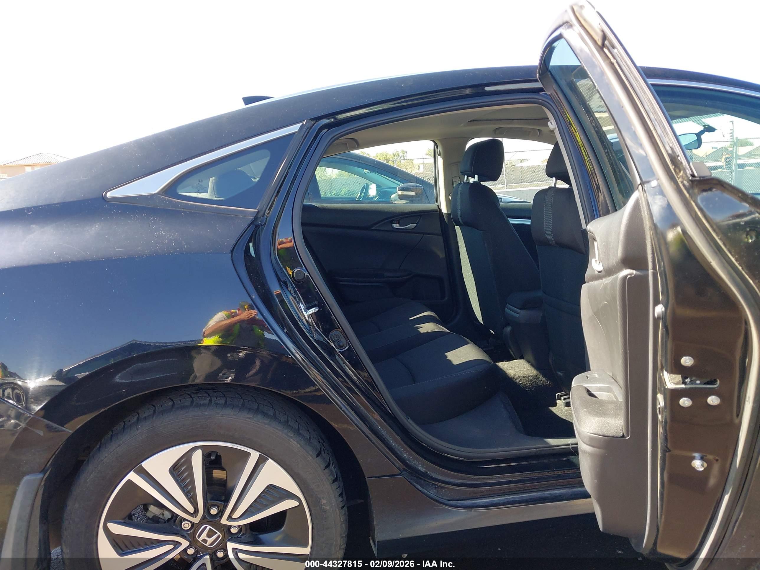 HONDA CIVIC image 8