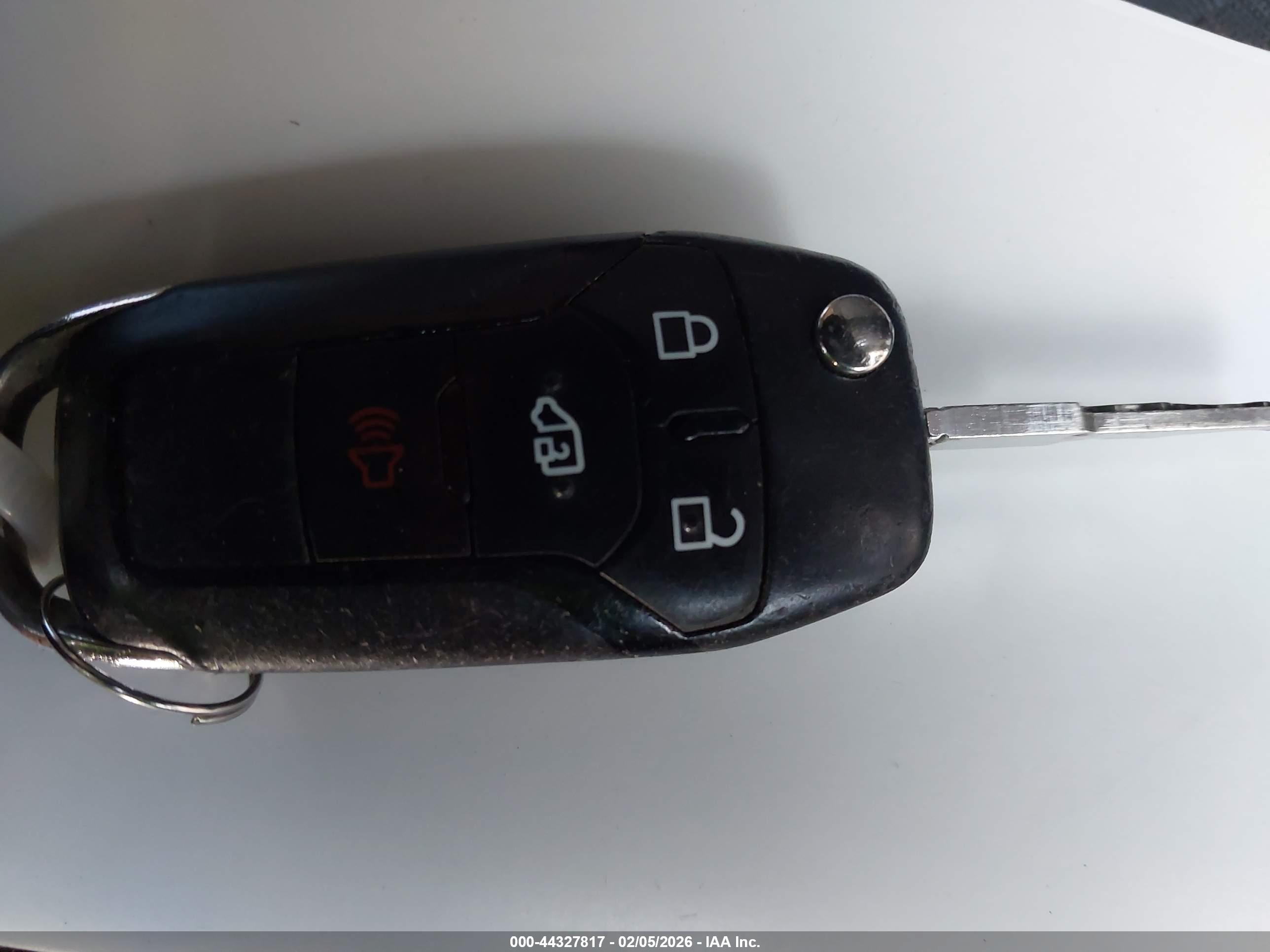 FORD TRANSIT image 11