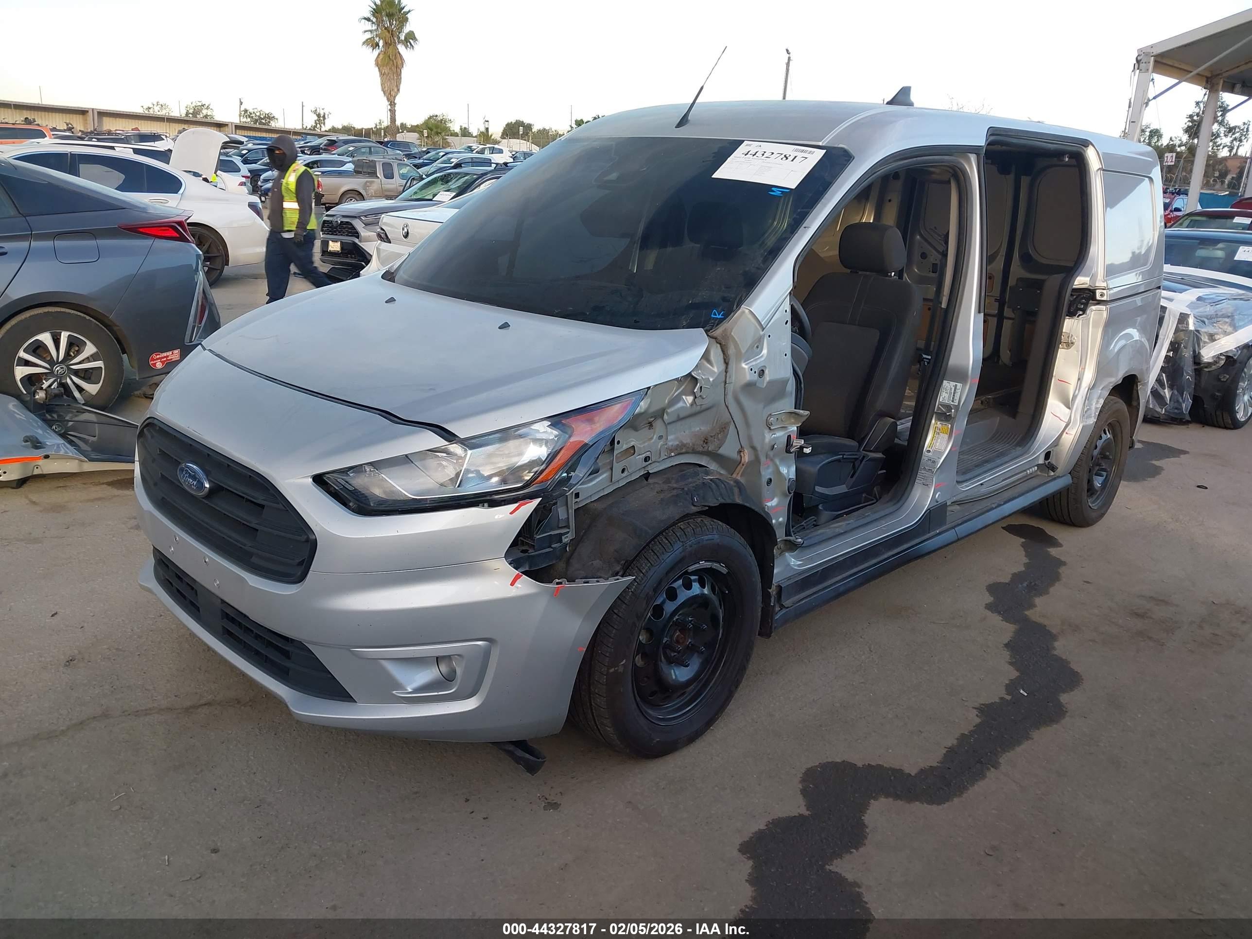 FORD TRANSIT image 2