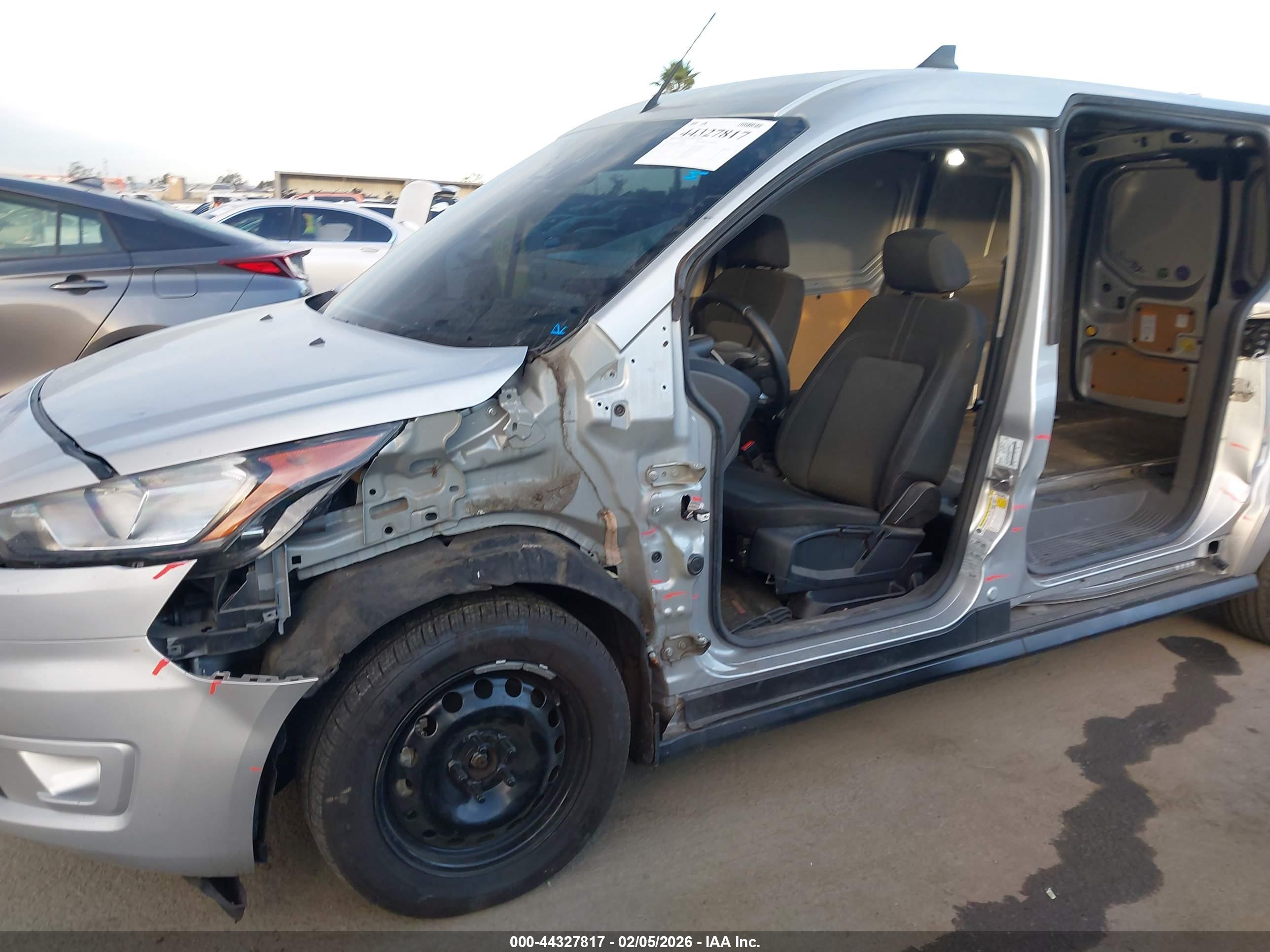 FORD TRANSIT image 6