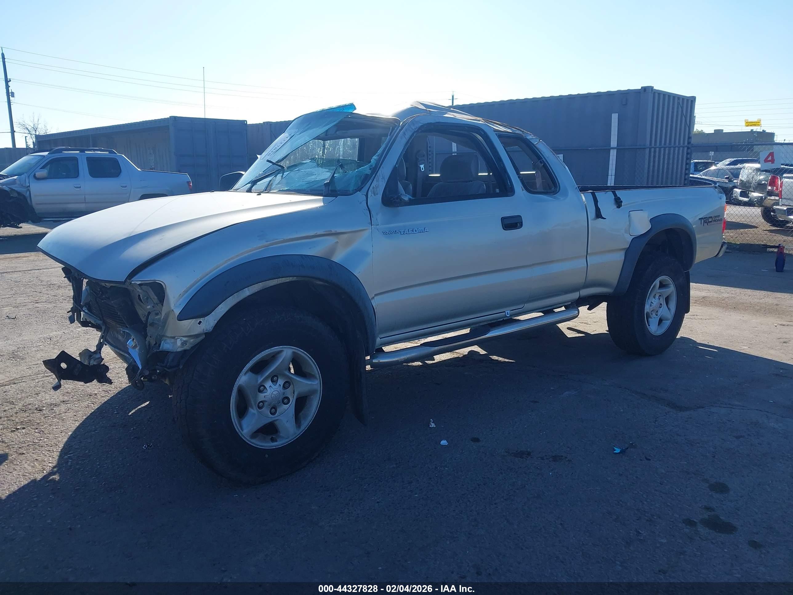 TOYOTA TACOMA image 2