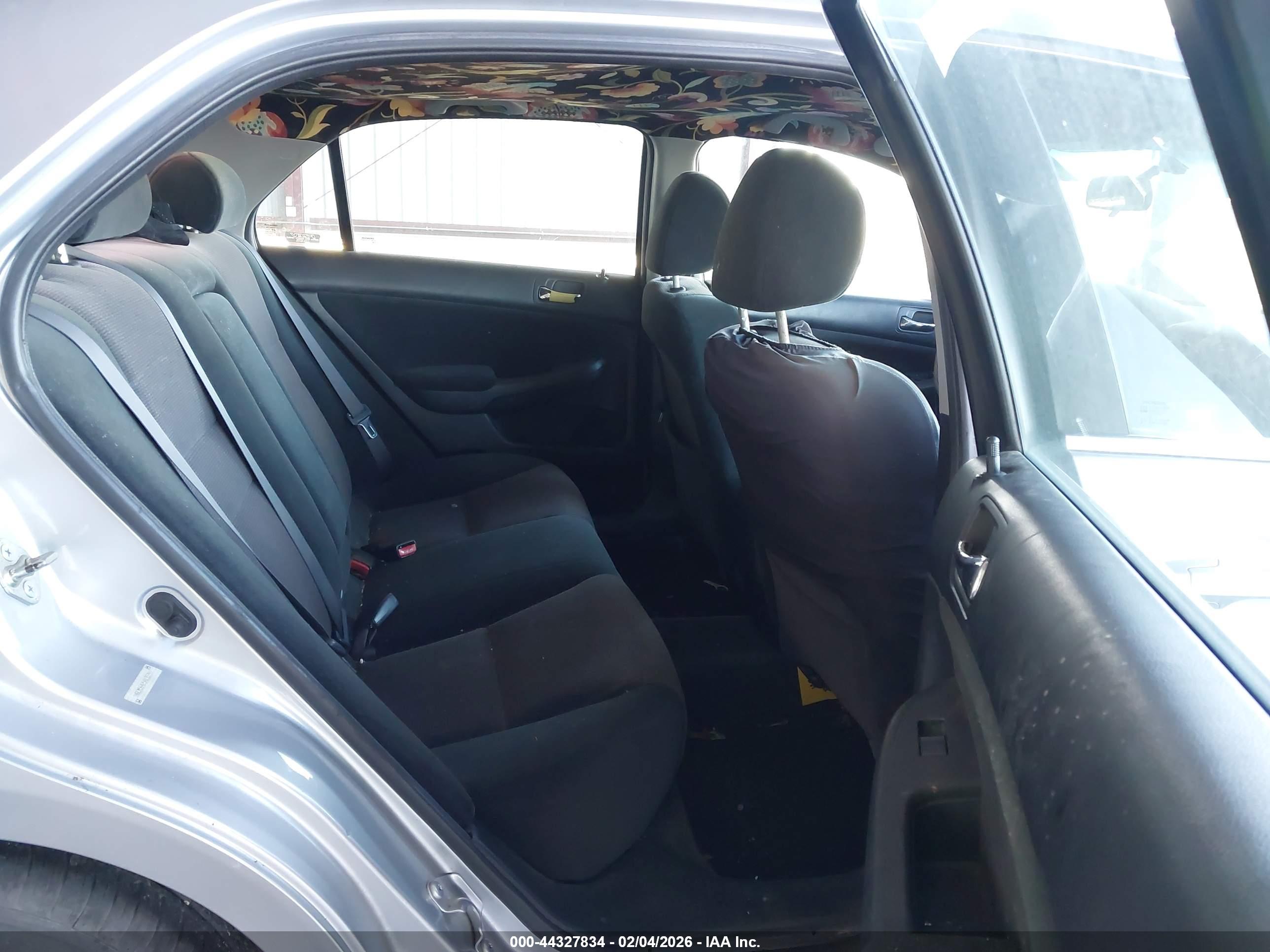 HONDA ACCORD image 8