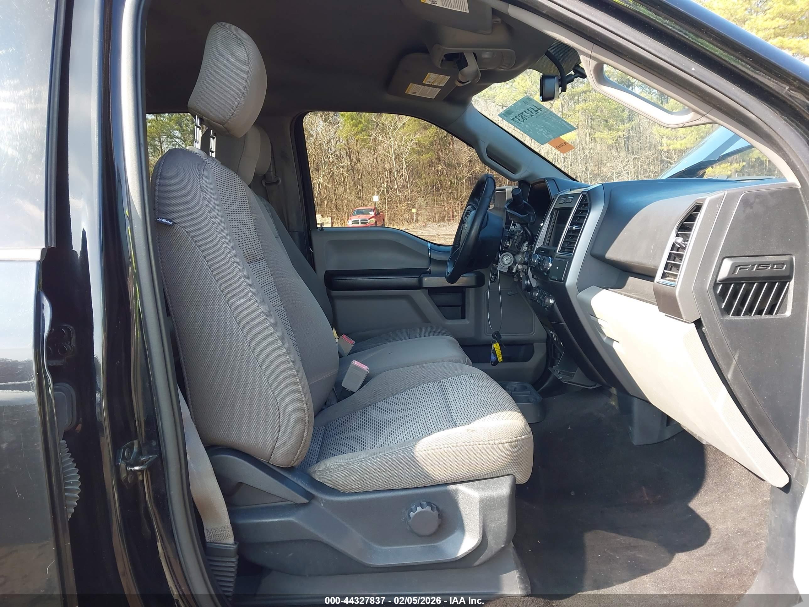 FORD F-150 image 5