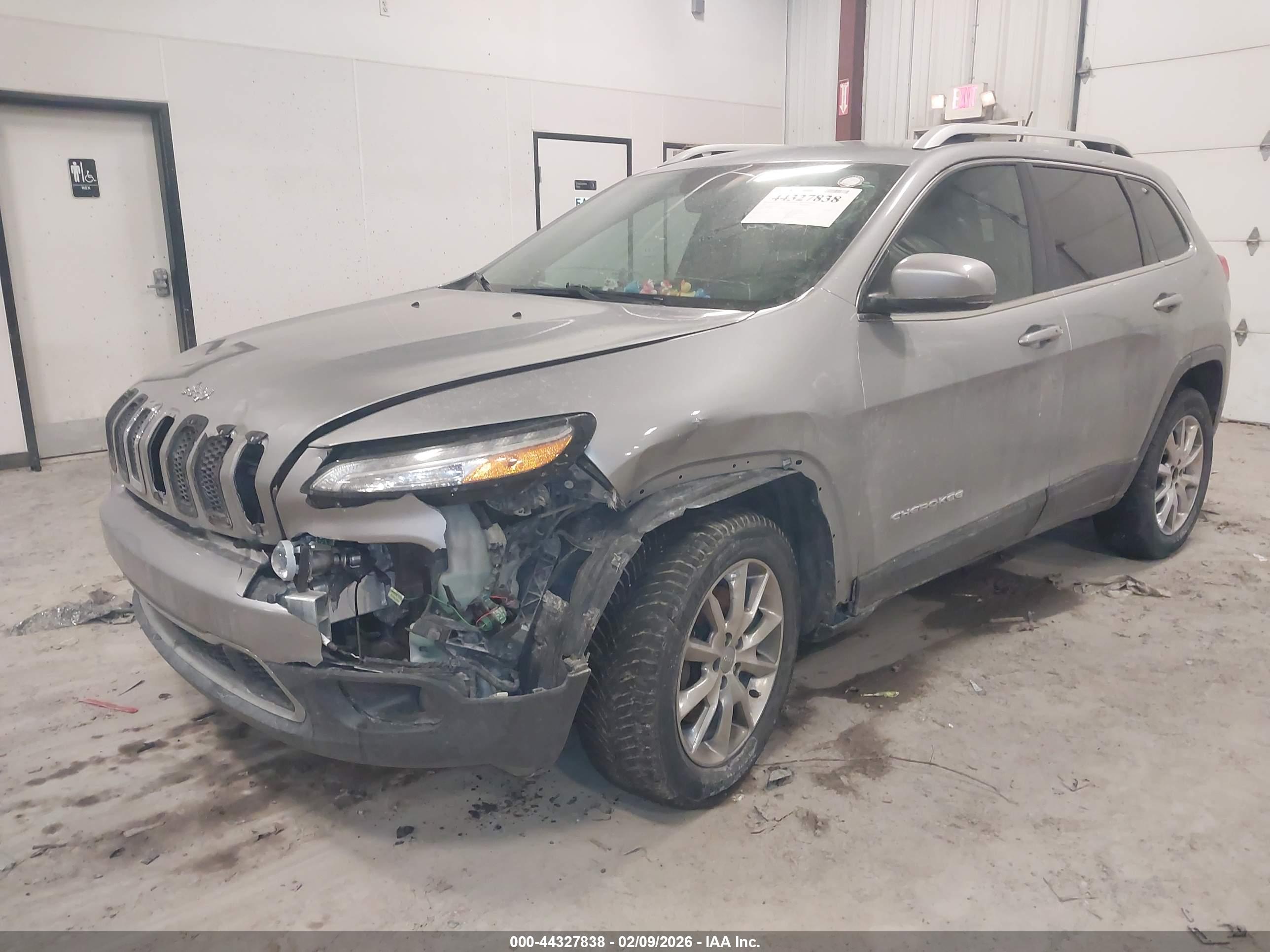 JEEP CHEROKEE image 2
