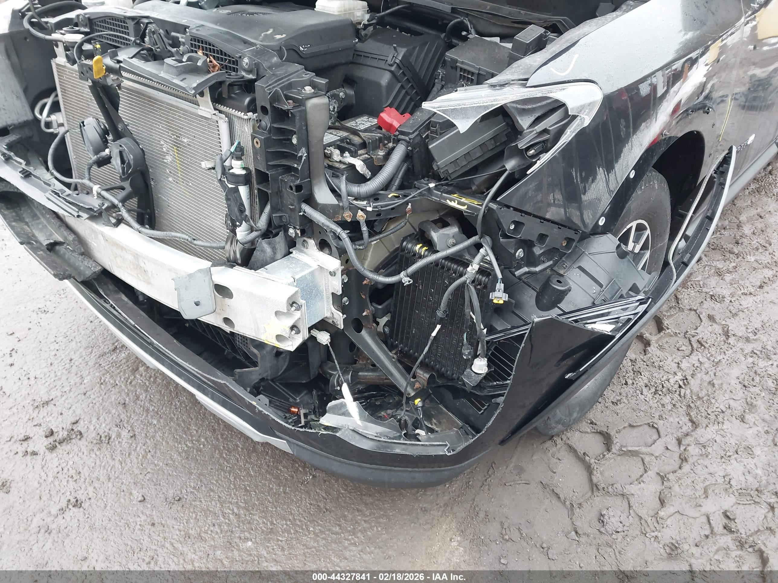 NISSAN PATHFINDER image 6