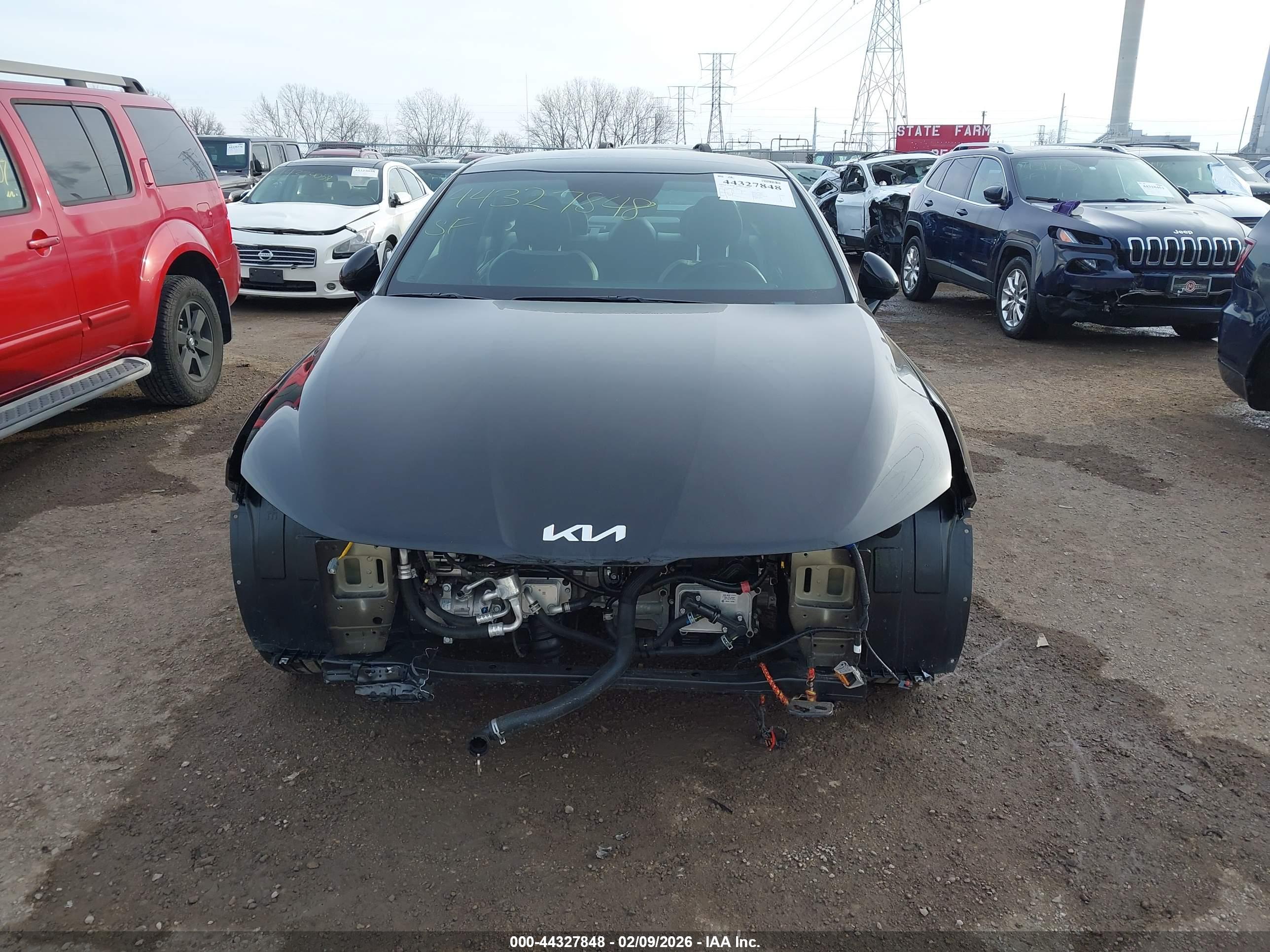 KIA K5 image 6