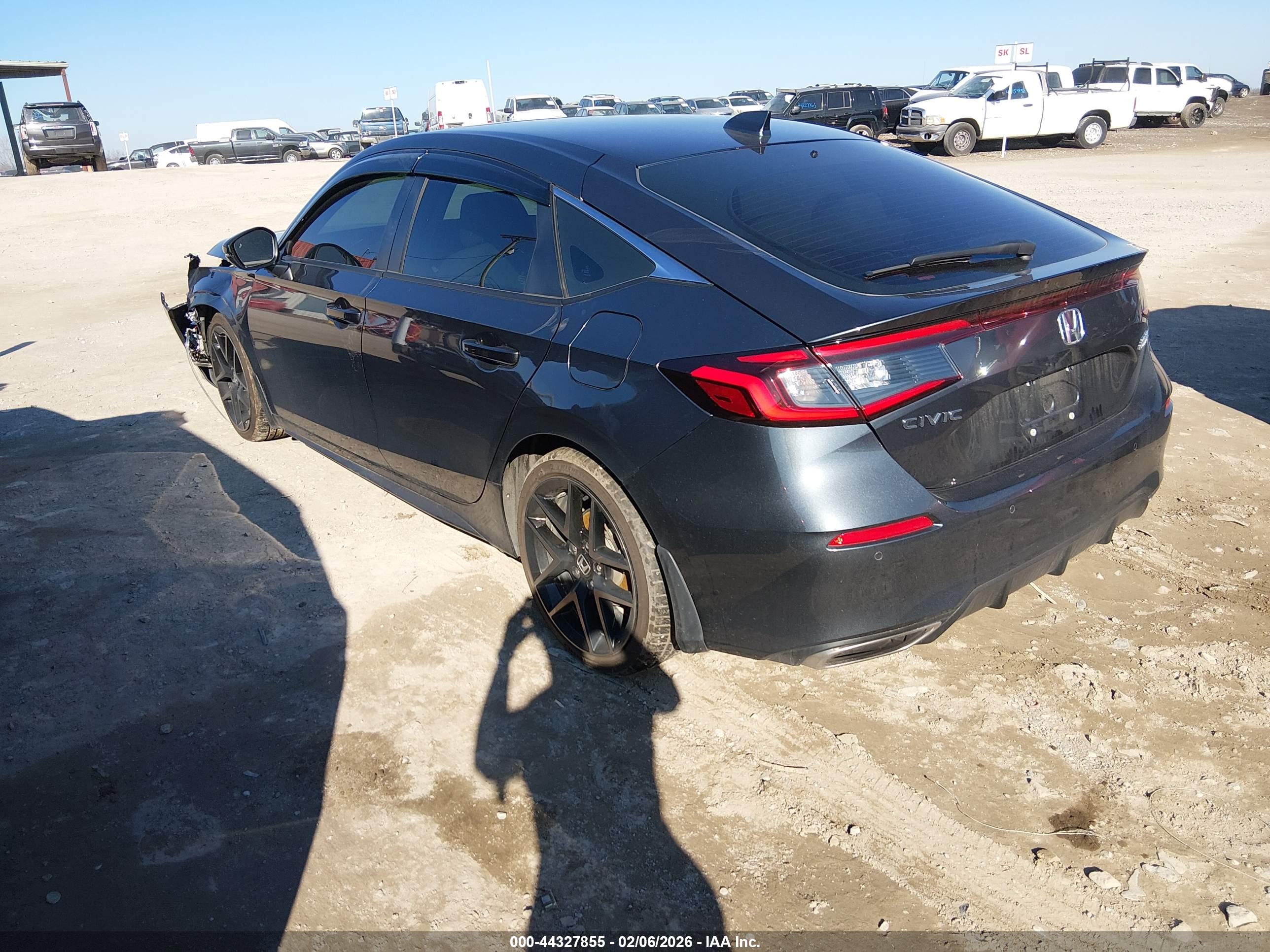 HONDA CIVIC image 3