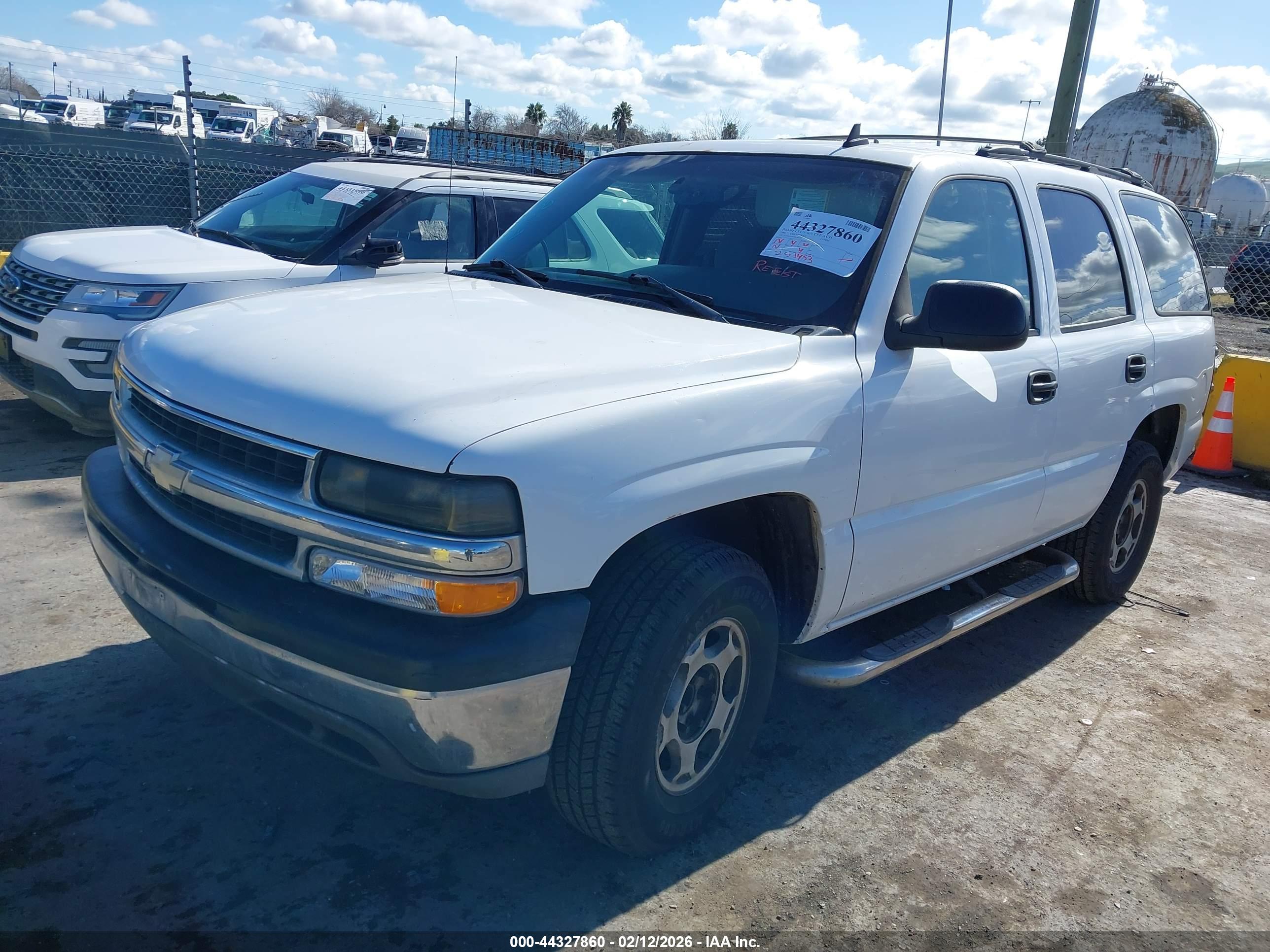 CHEVROLET TAHOE image 2