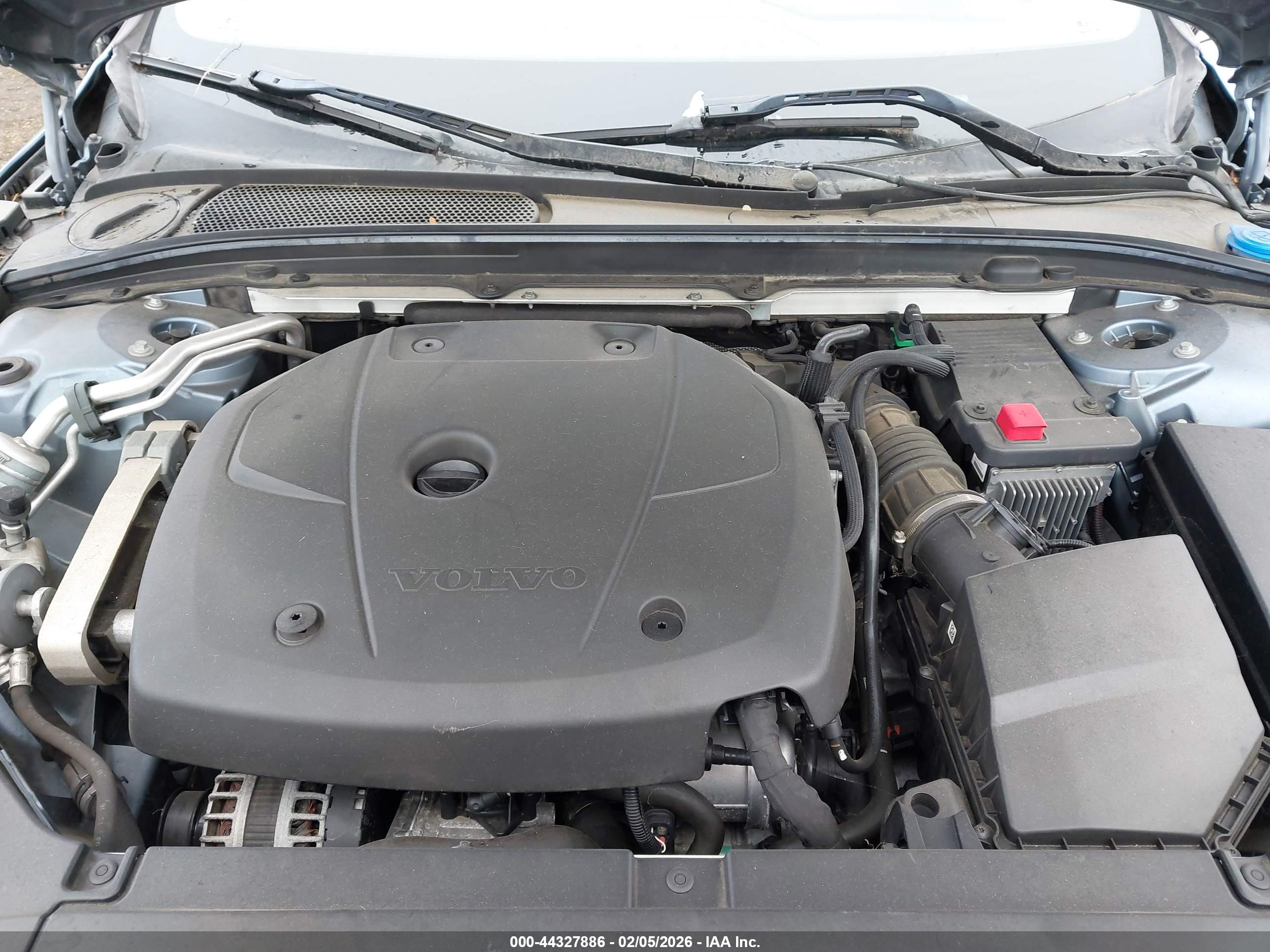 VOLVO S90 image 10