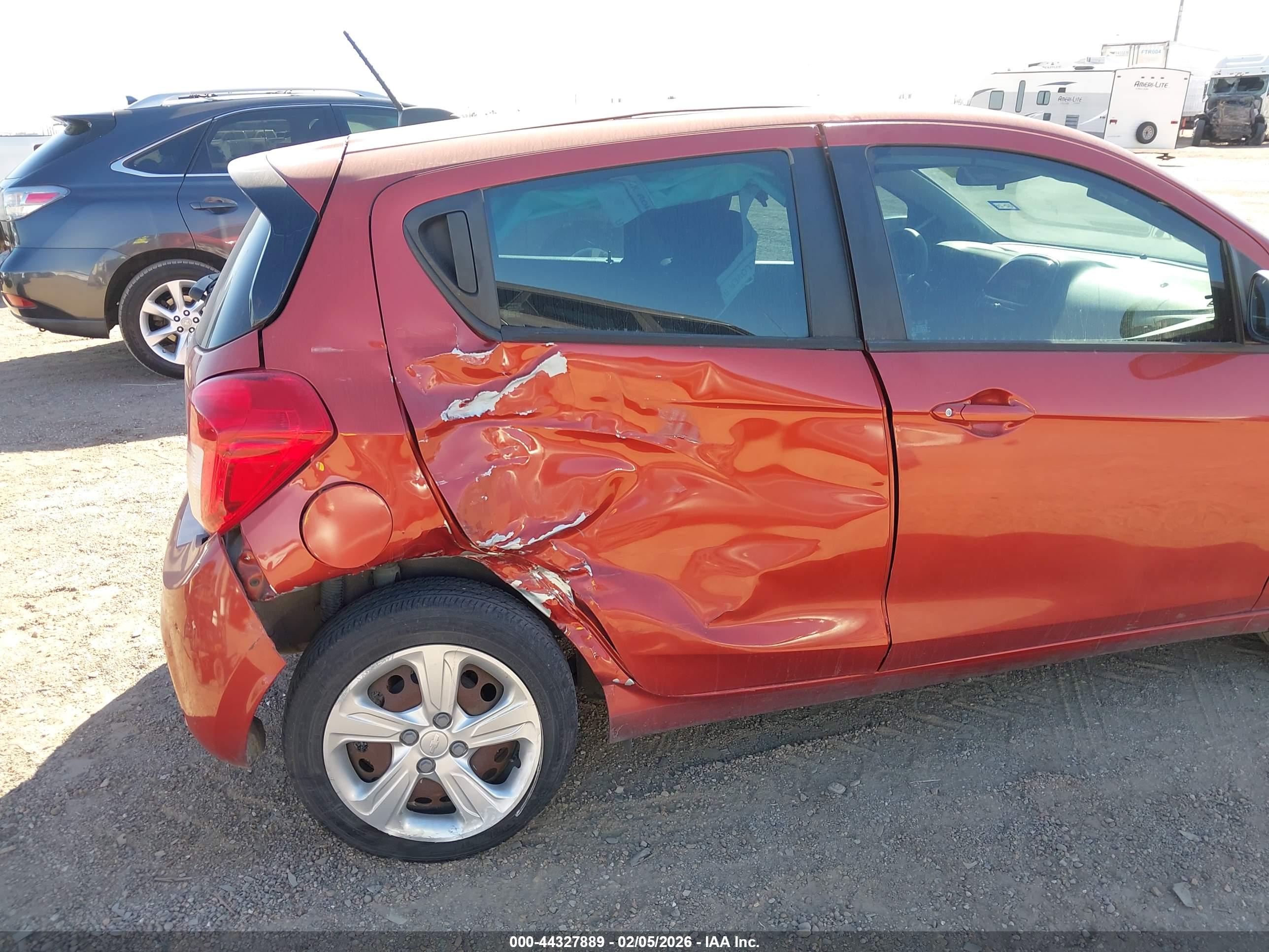 CHEVROLET SPARK image 6