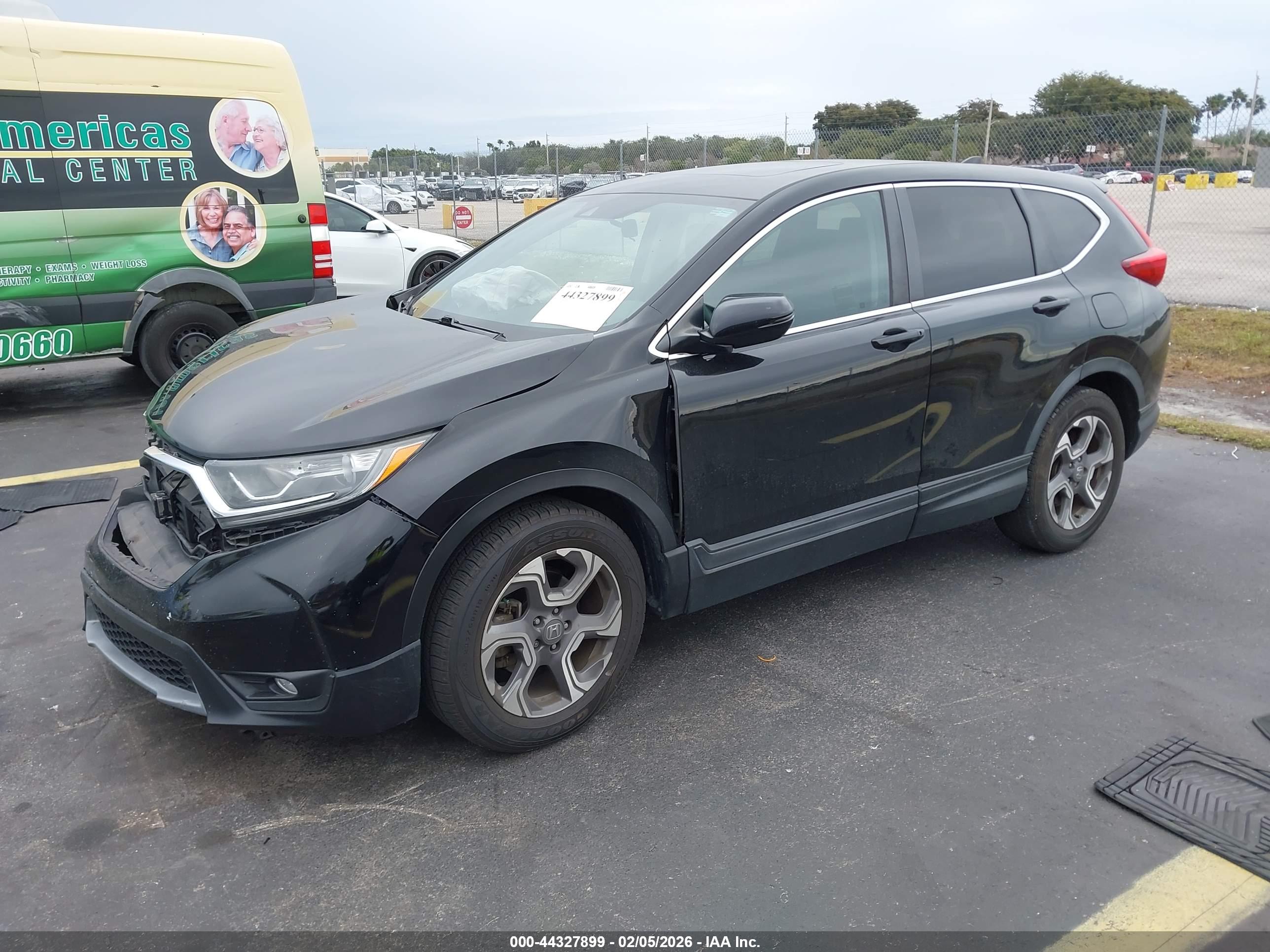 HONDA CR-V image 2