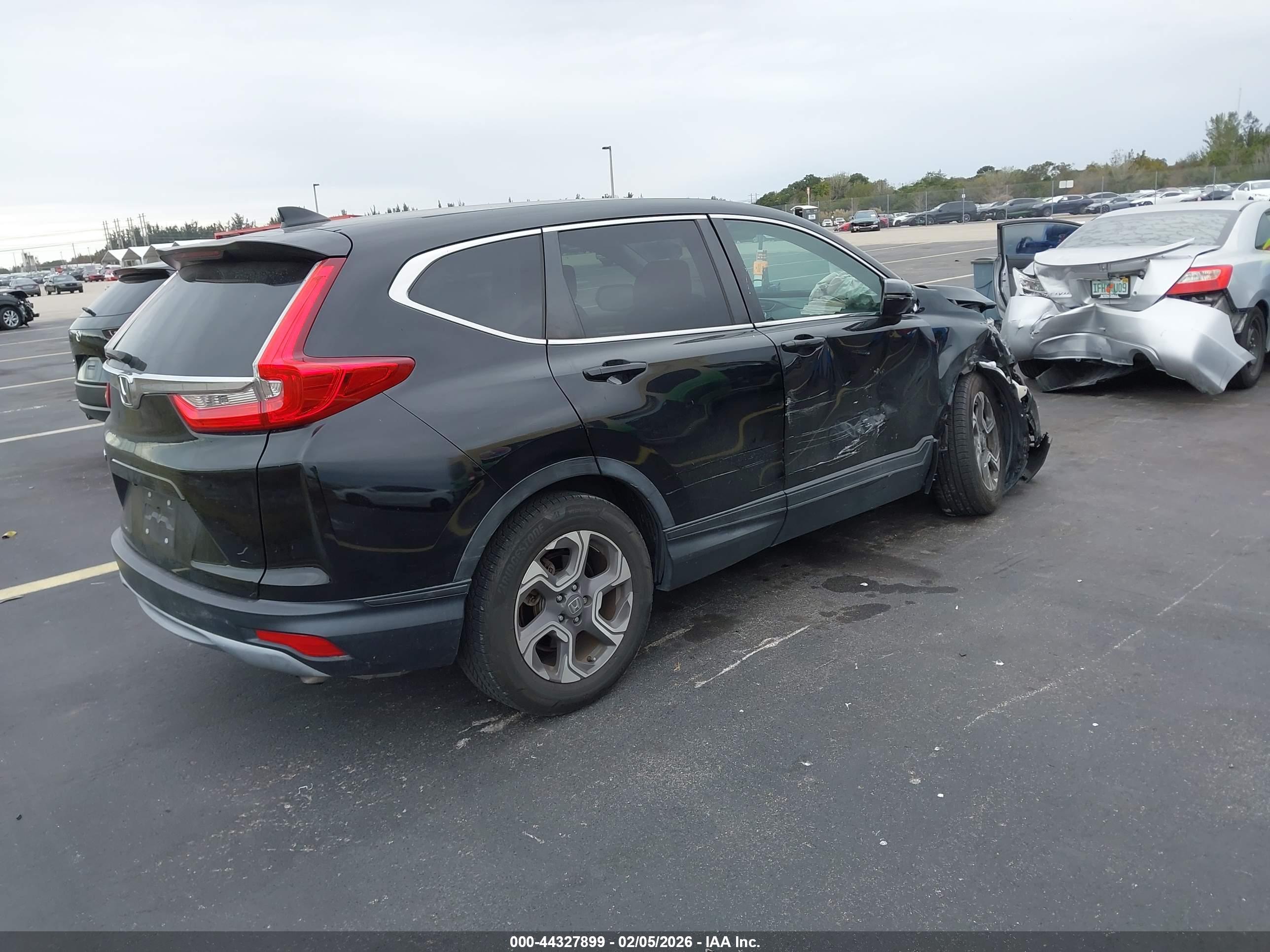 HONDA CR-V image 4