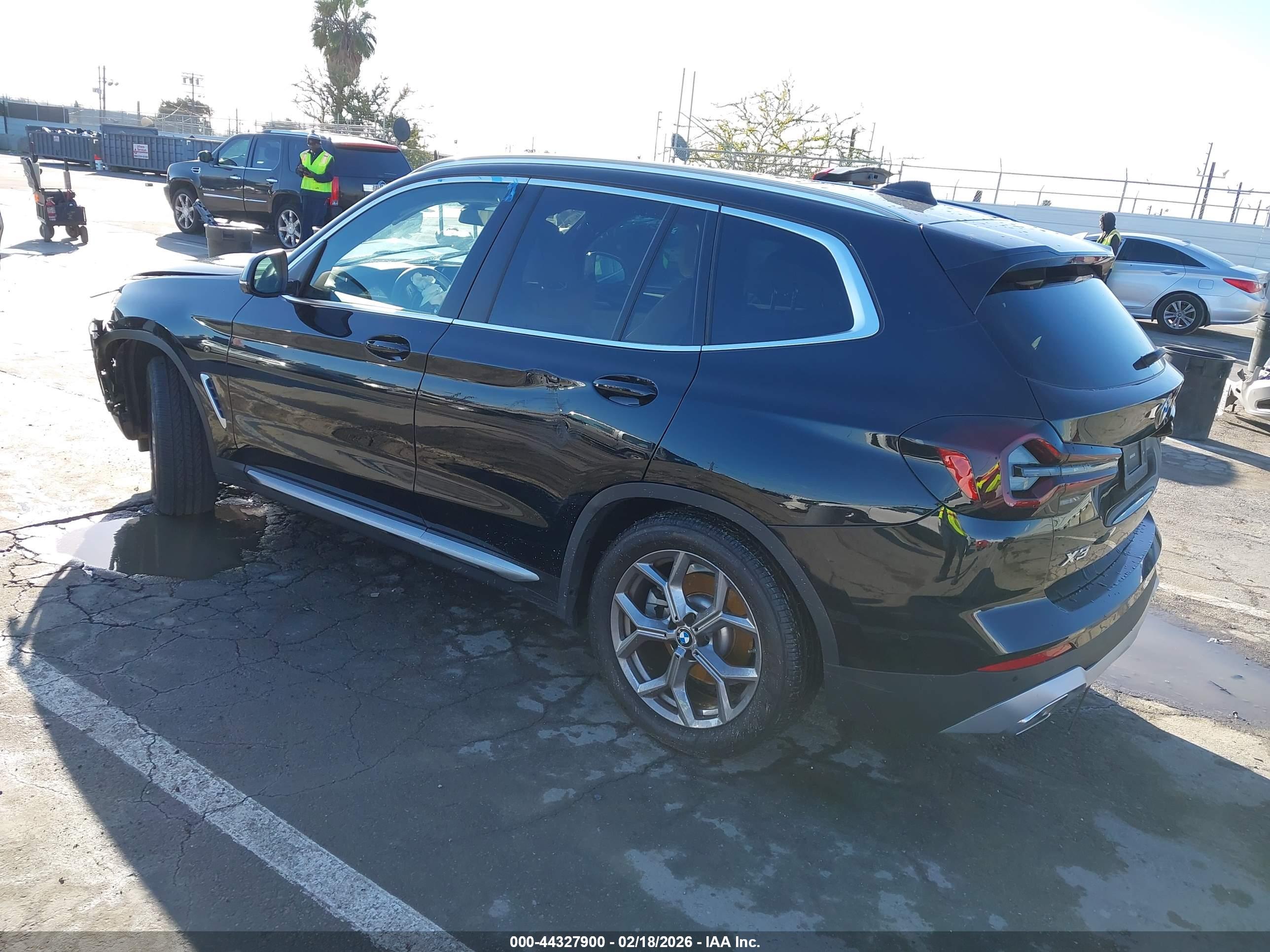 BMW X3 image 3