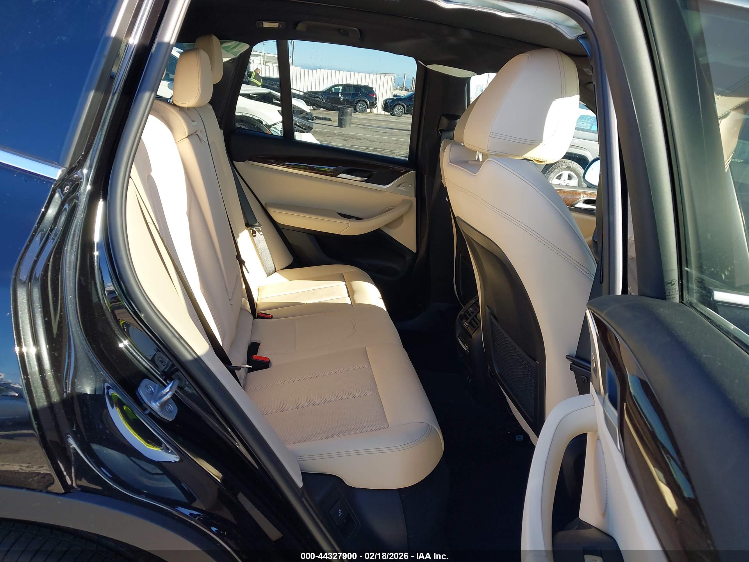 BMW X3 image 8