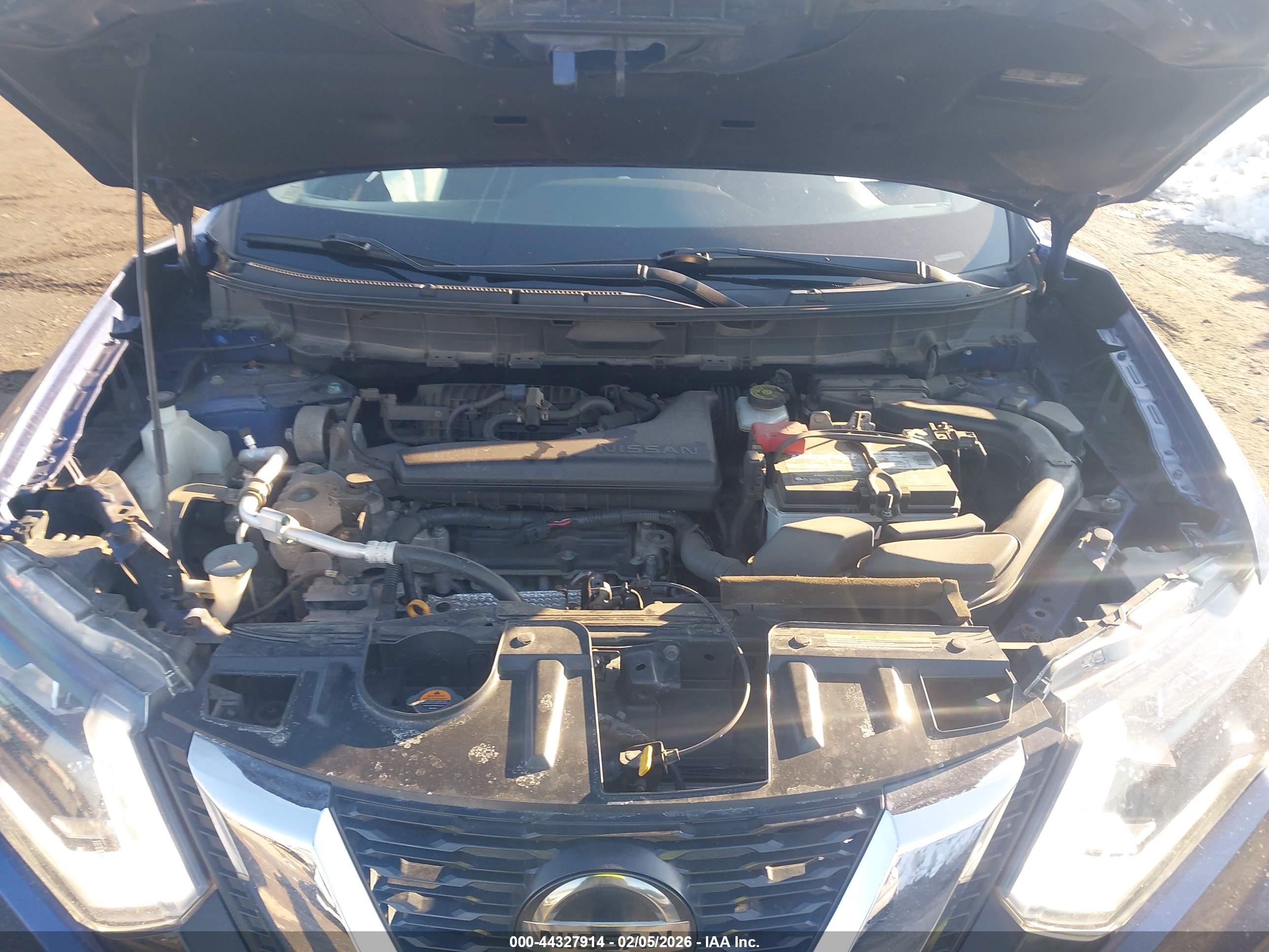 NISSAN ROGUE image 10