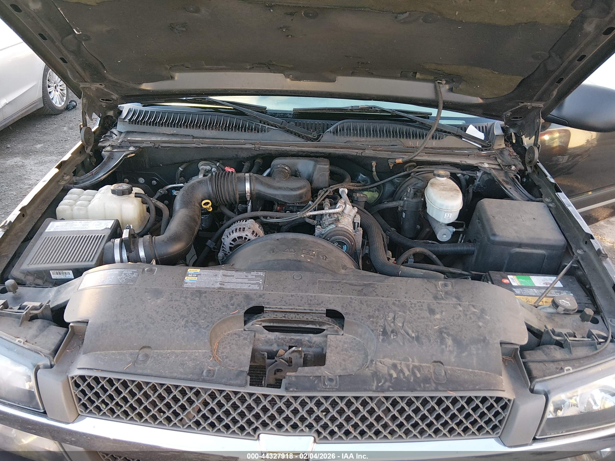 CHEVROLET SILVERADO image 10