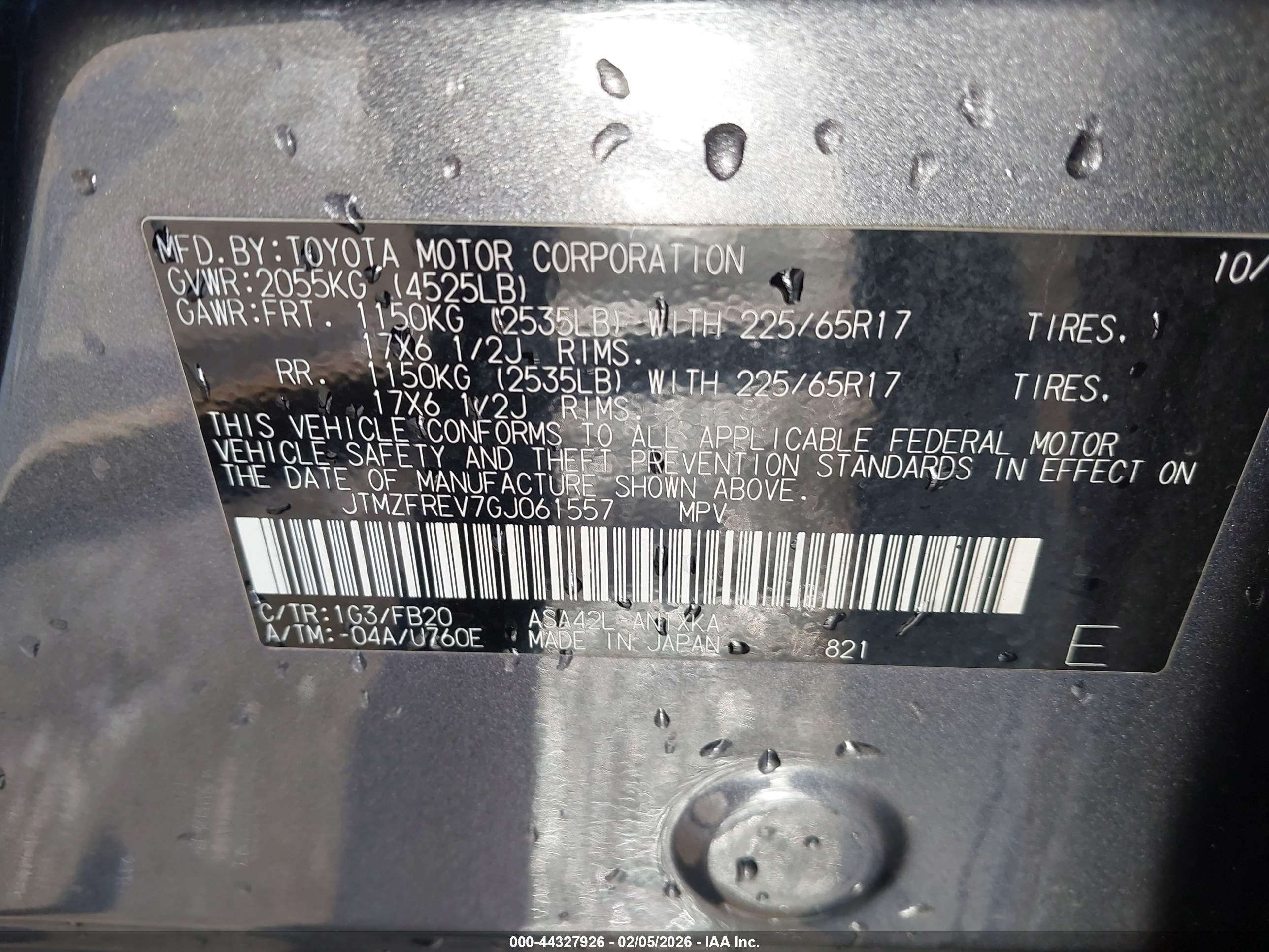 TOYOTA RAV4 image 9