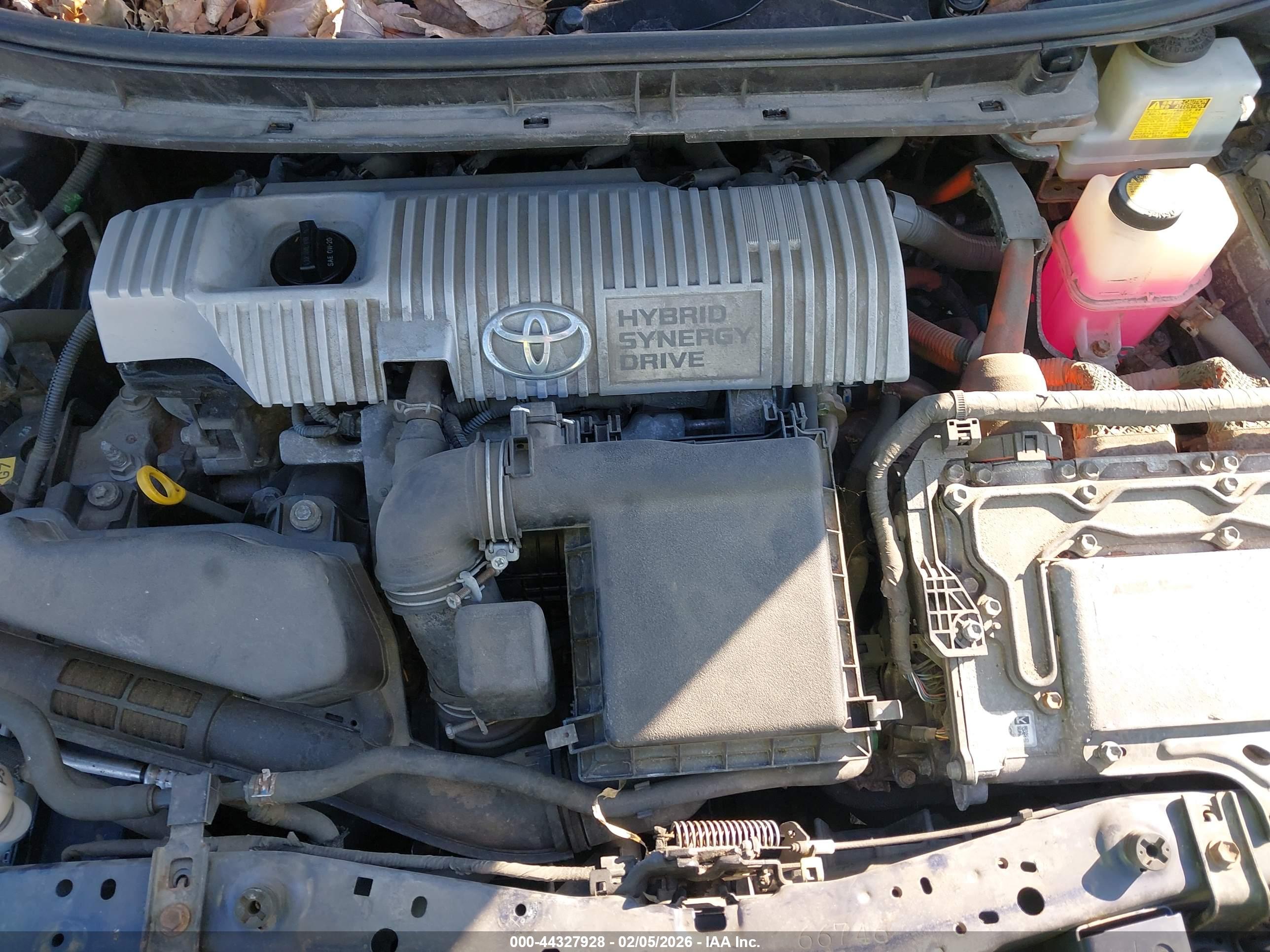 TOYOTA PRIUS image 10