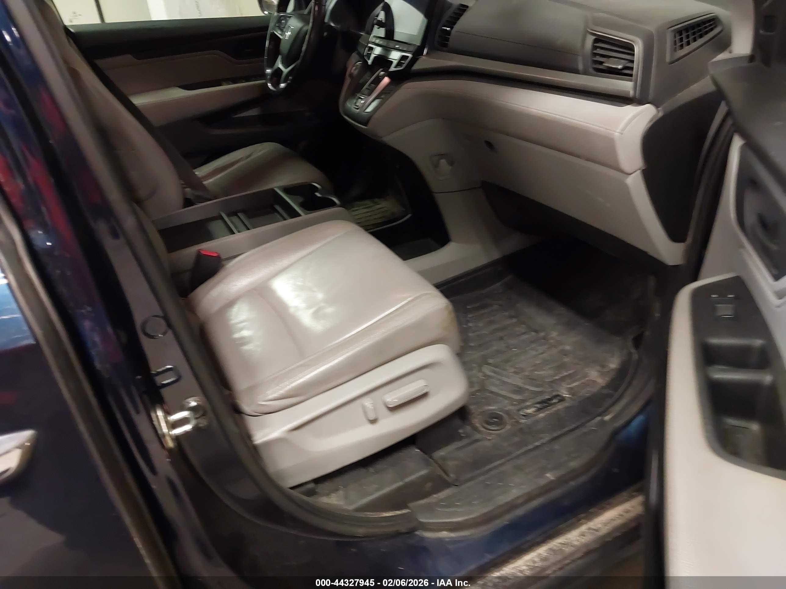 HONDA ODYSSEY image 5