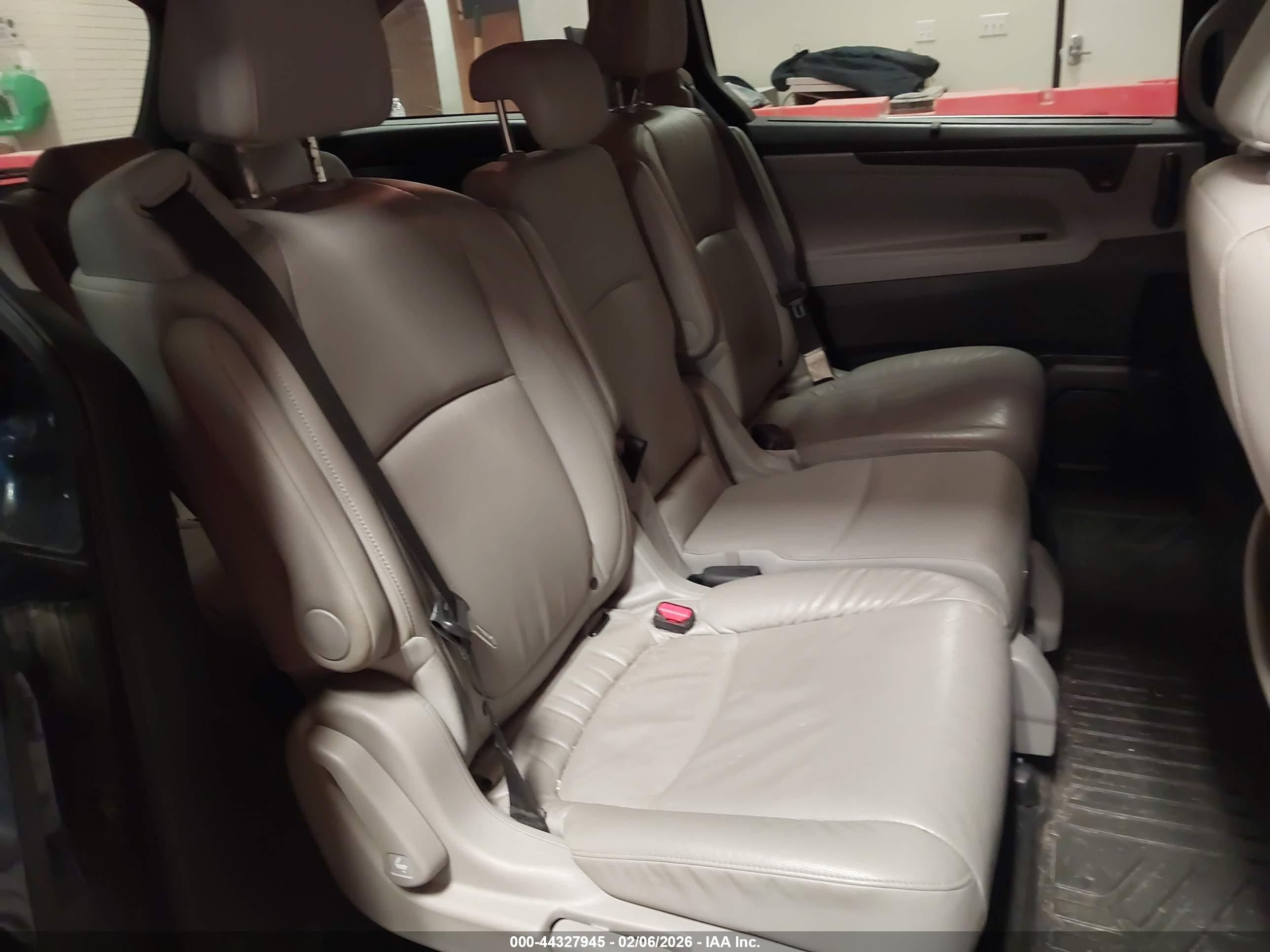 HONDA ODYSSEY image 8