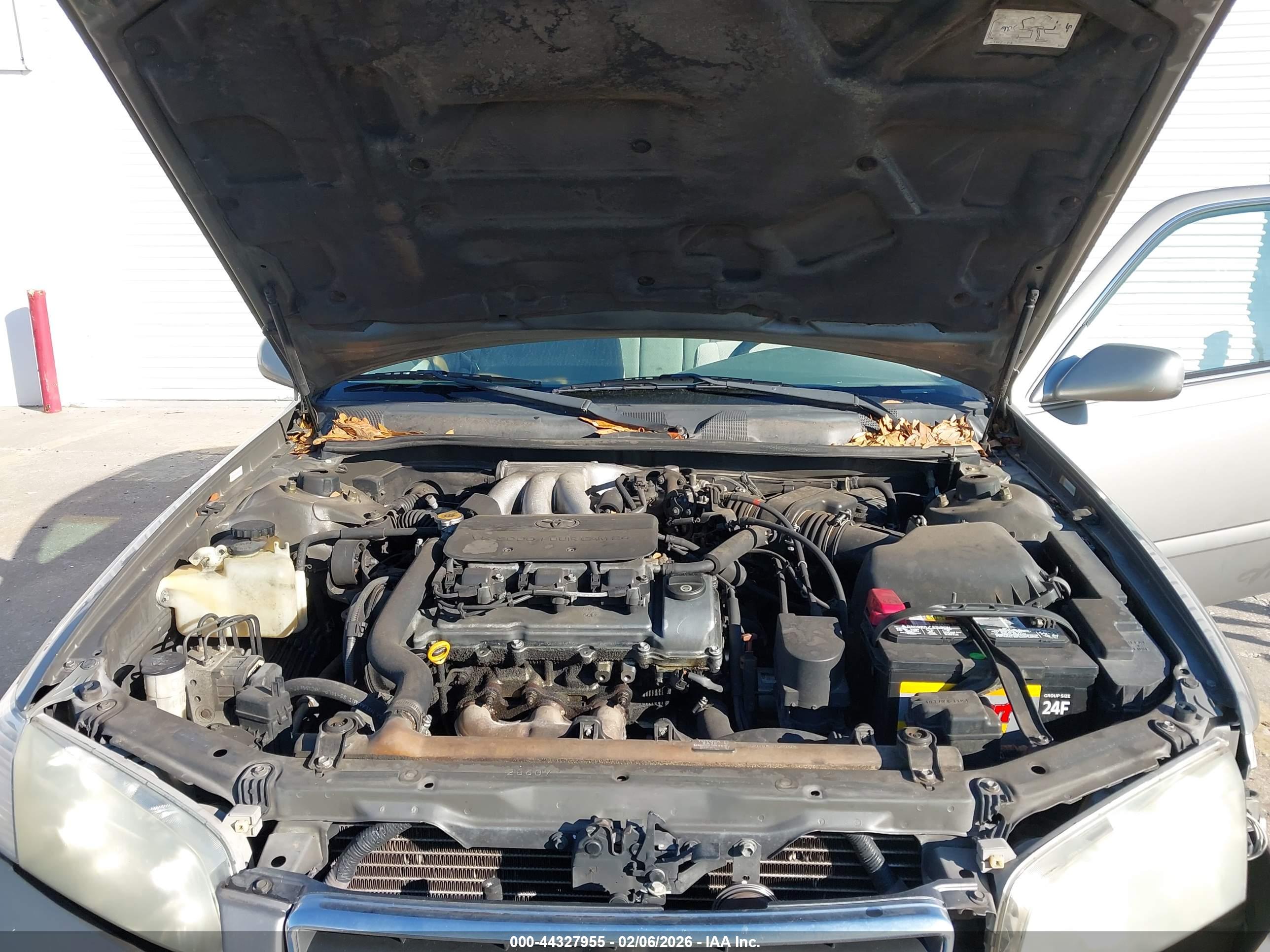 TOYOTA CAMRY image 10