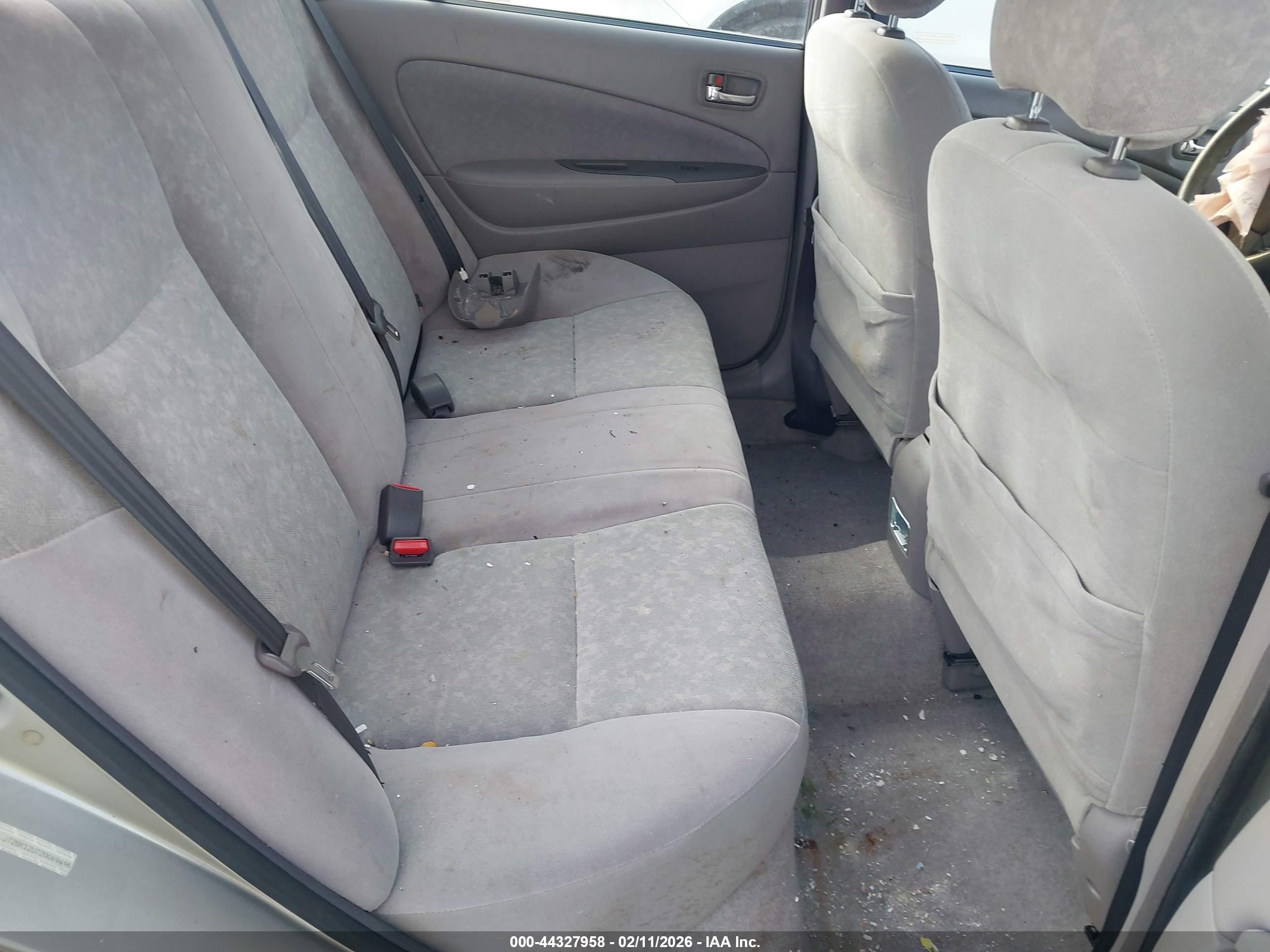 TOYOTA PRIUS image 8