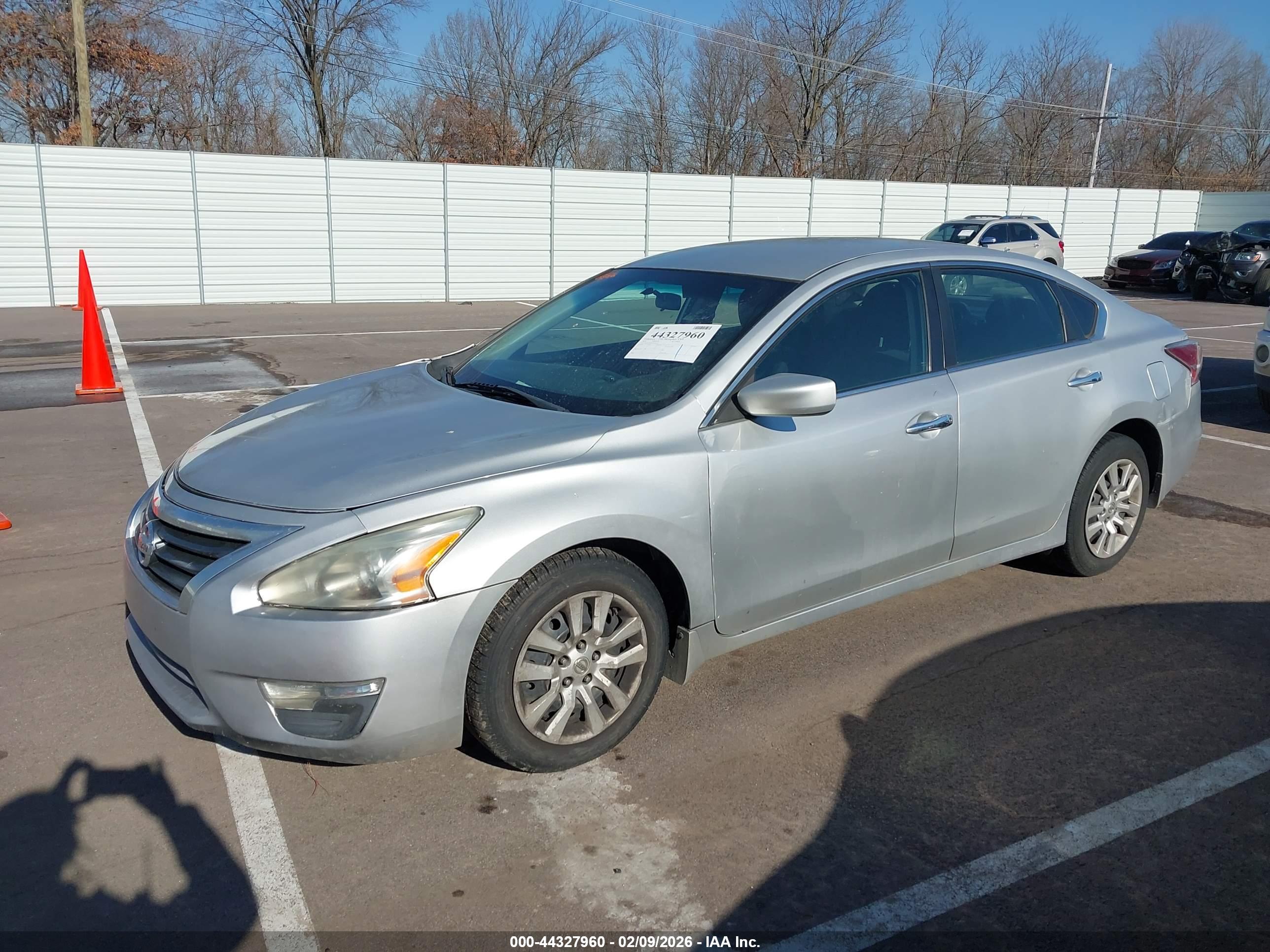 NISSAN ALTIMA image 2