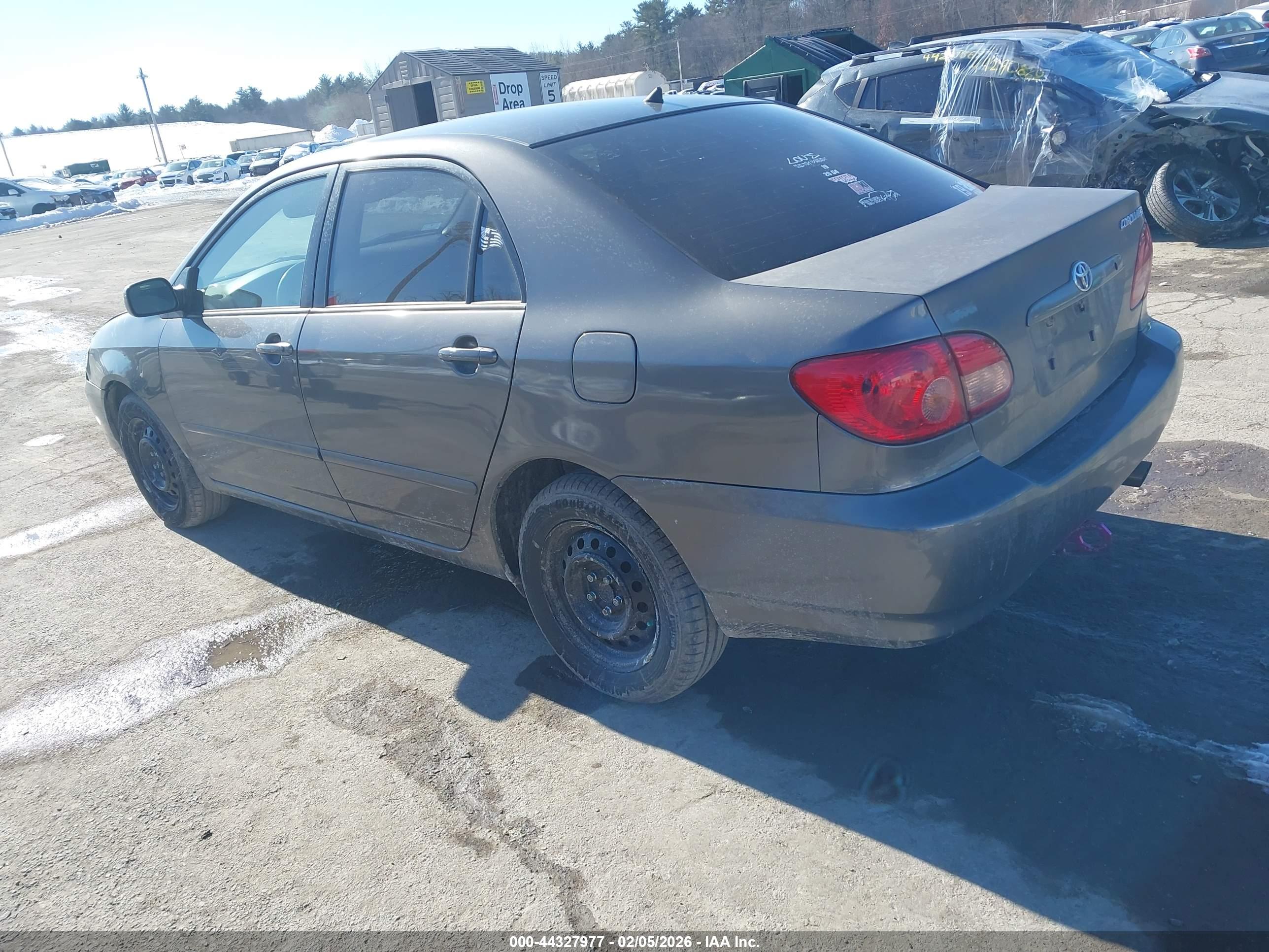 TOYOTA COROLLA image 3