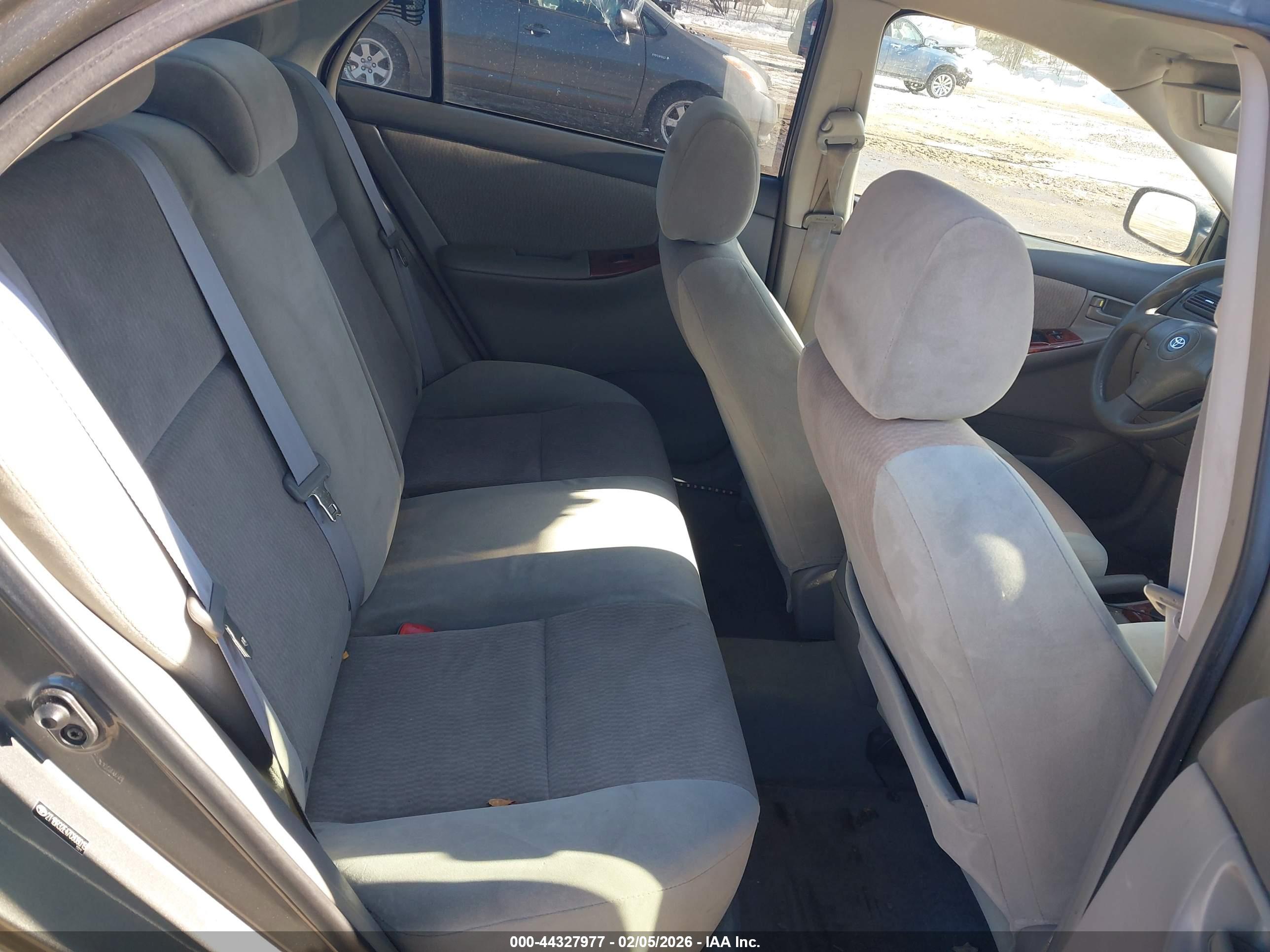 TOYOTA COROLLA image 8