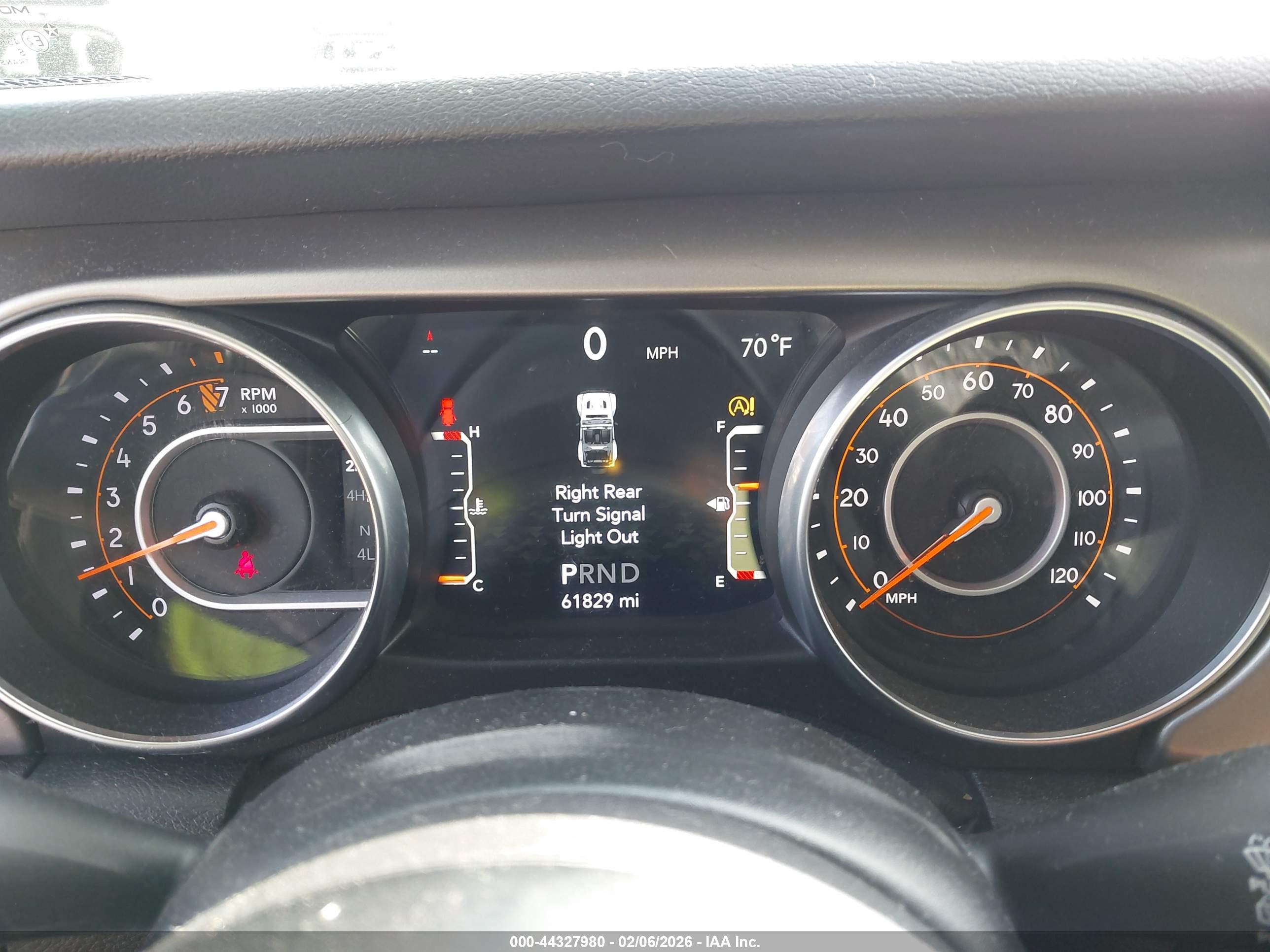 JEEP WRANGLER image 7