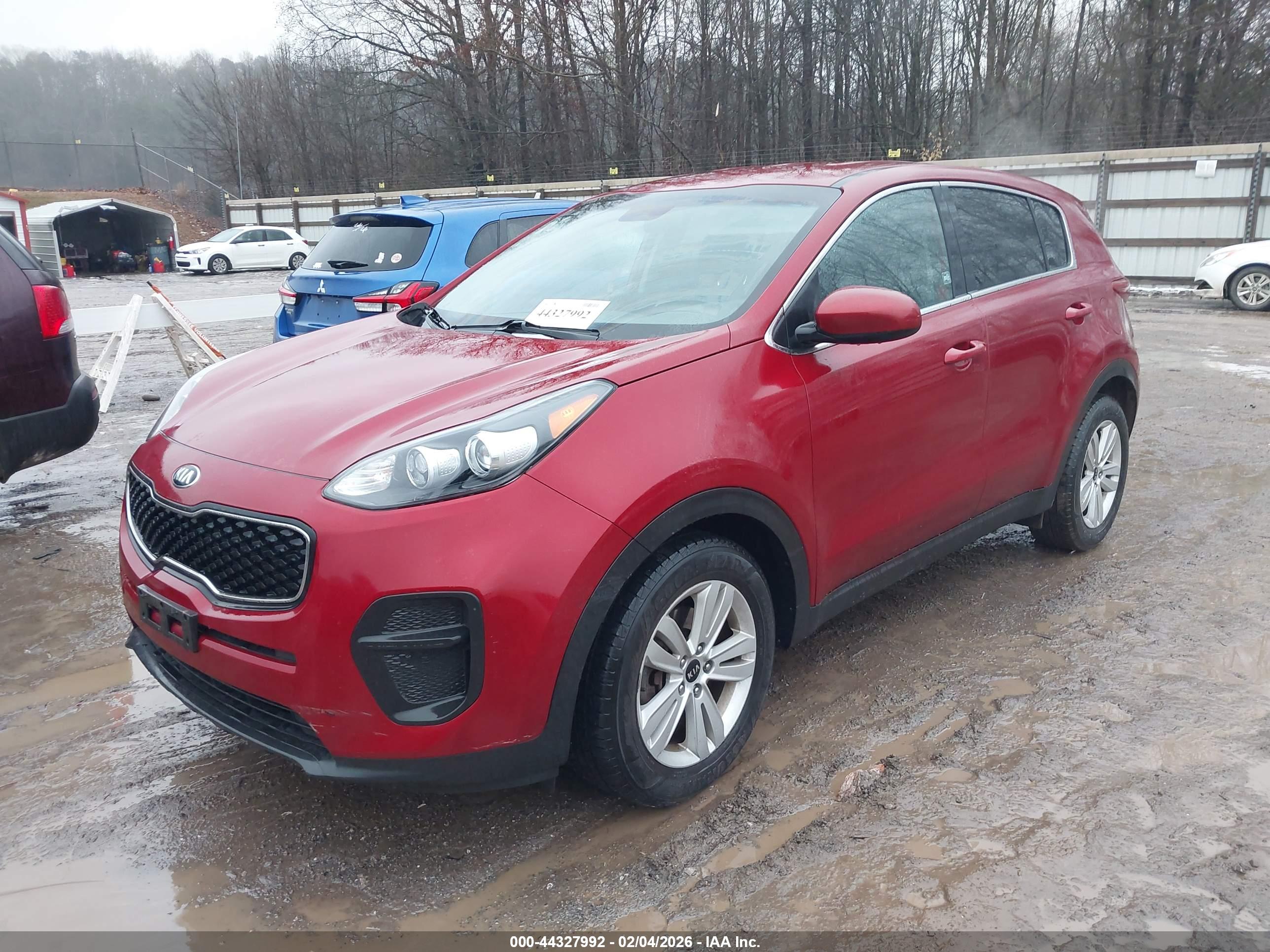 KIA SPORTAGE image 2