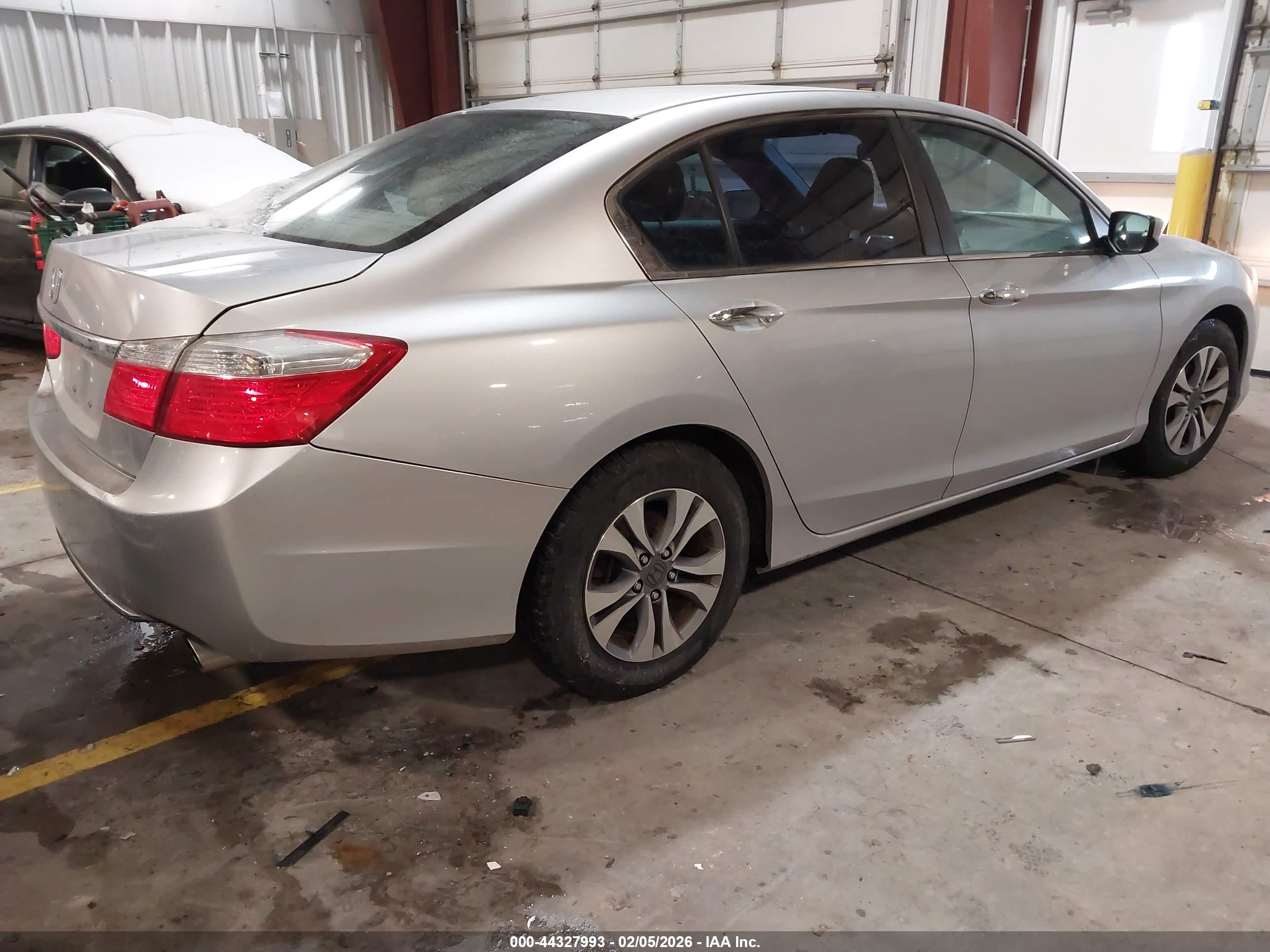 HONDA ACCORD image 4
