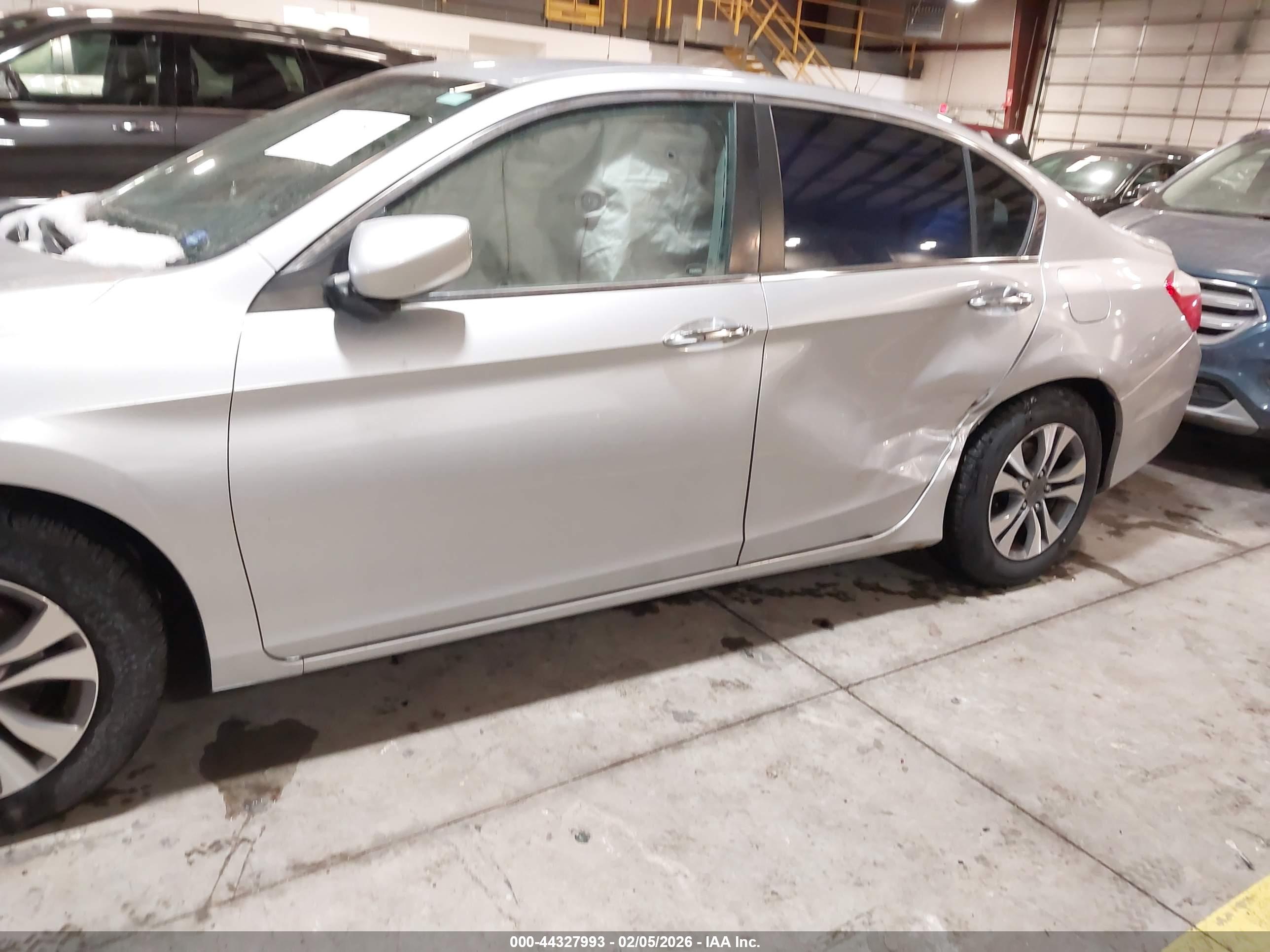 HONDA ACCORD image 6