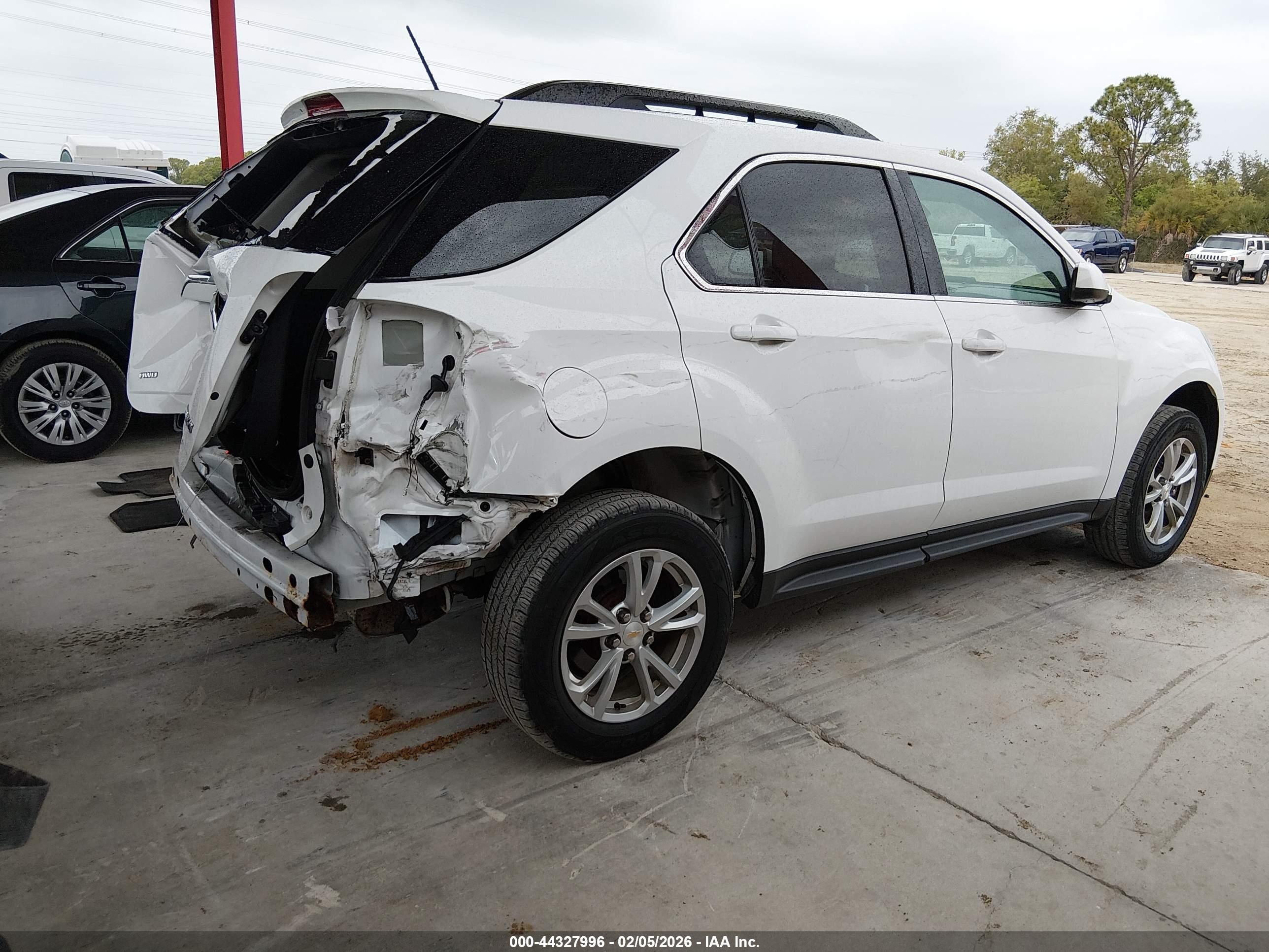 CHEVROLET EQUINOX image 4