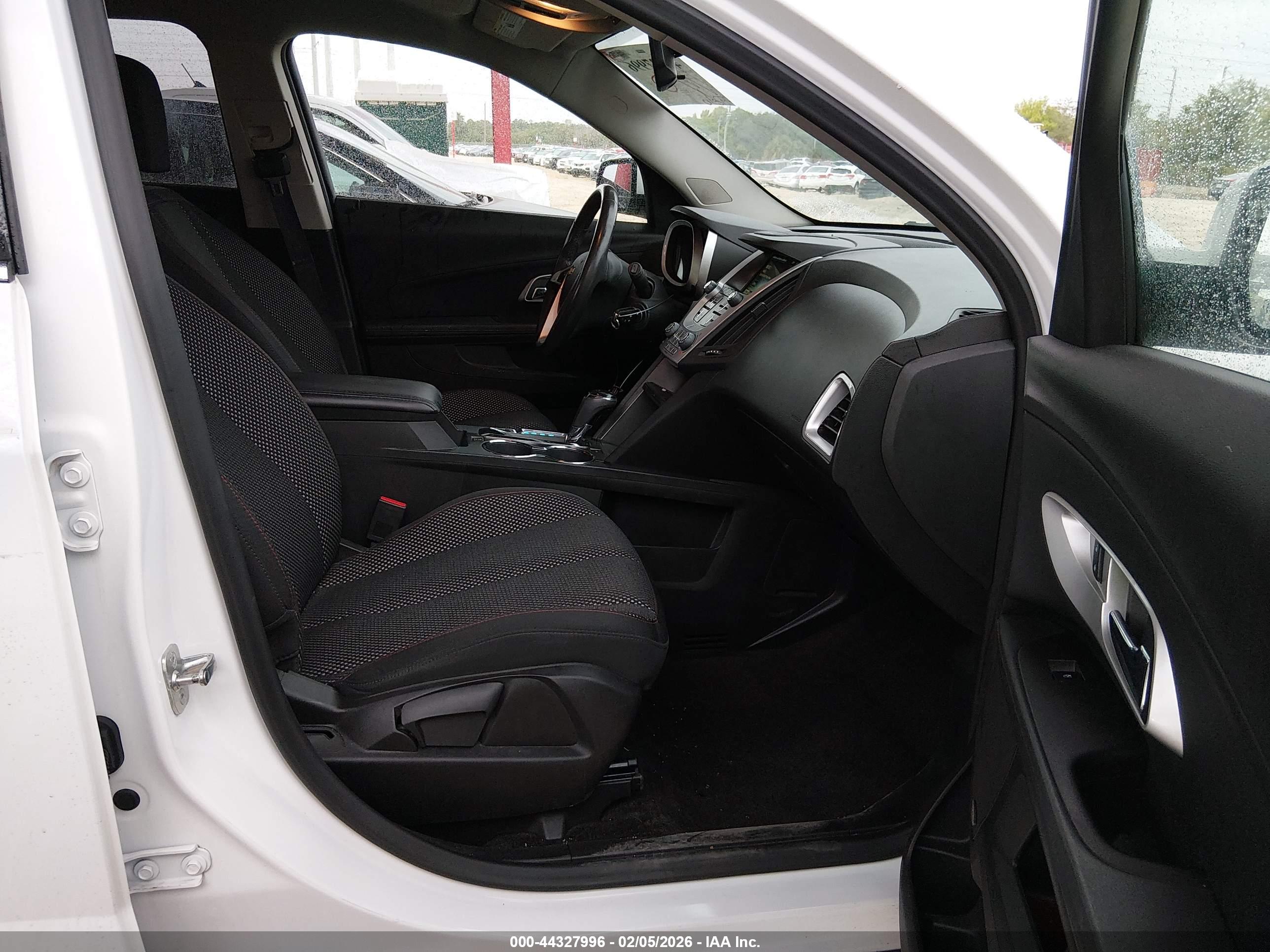 CHEVROLET EQUINOX image 5