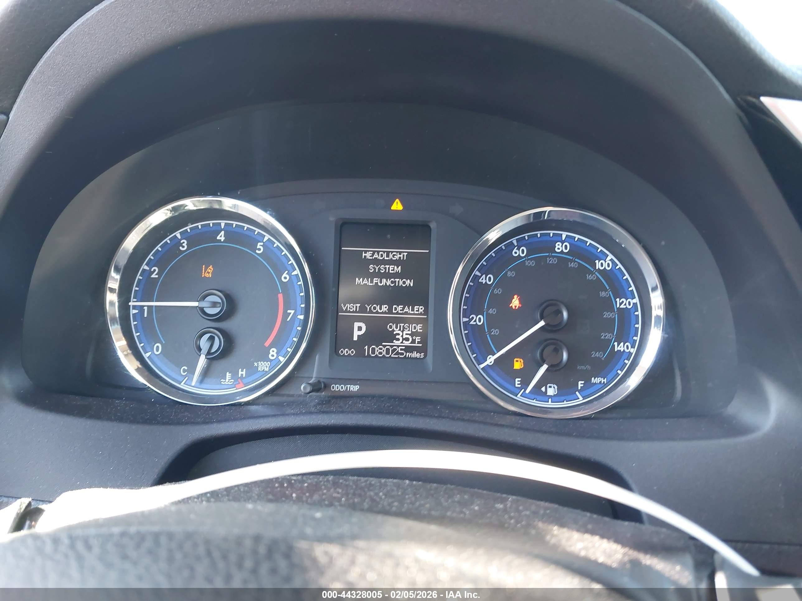 TOYOTA COROLLA image 7