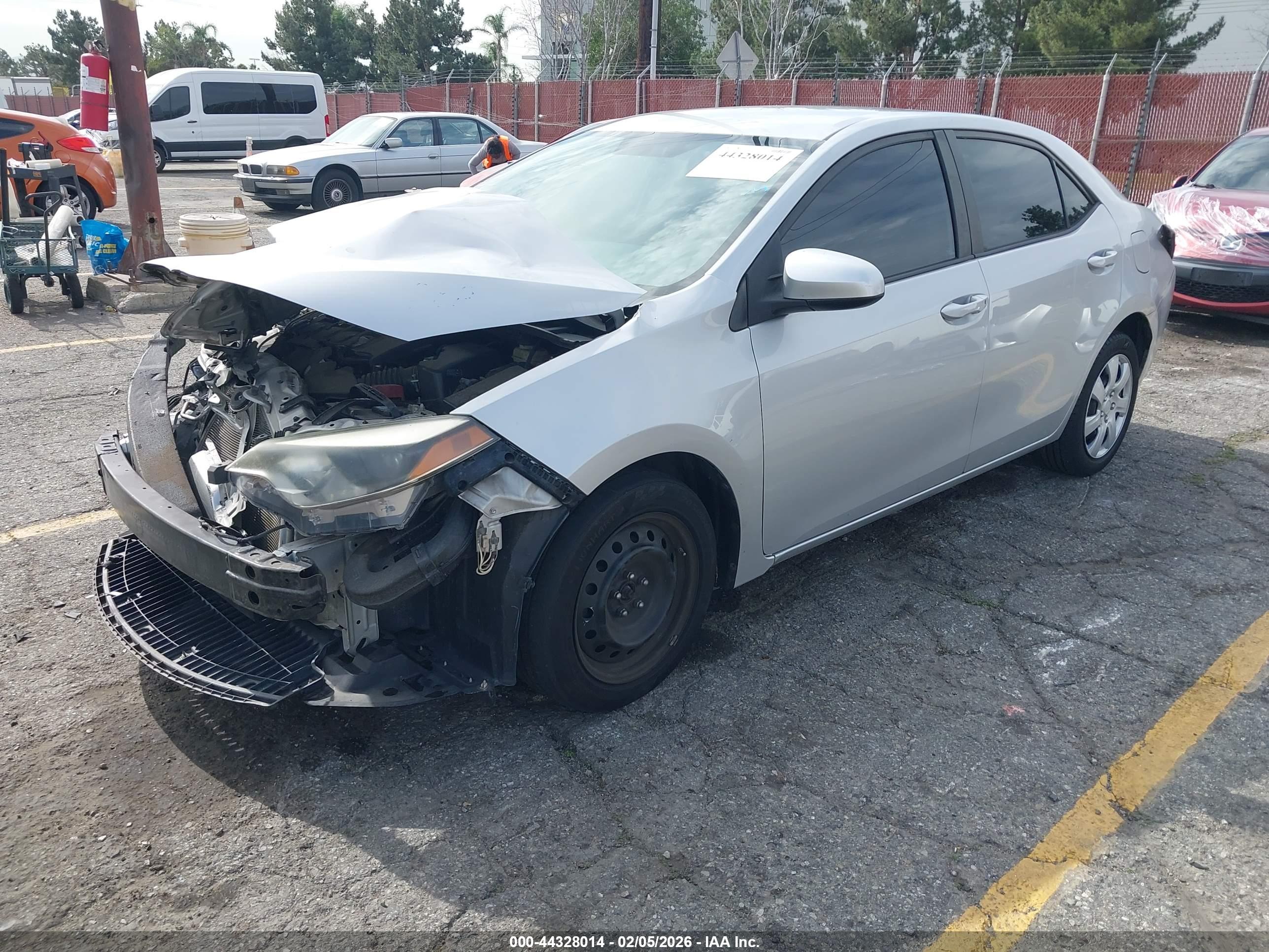 TOYOTA COROLLA image 2