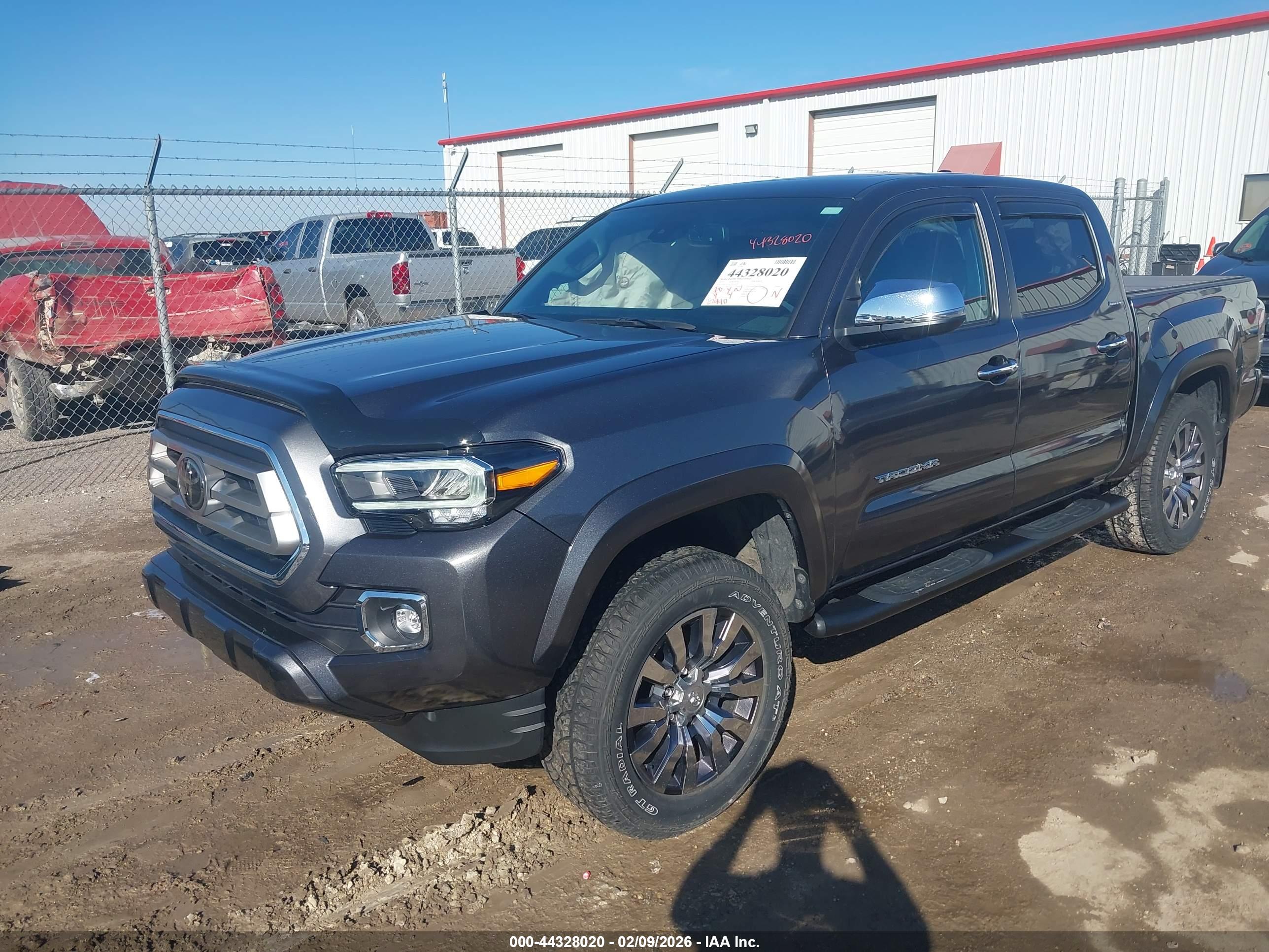 TOYOTA TACOMA image 2