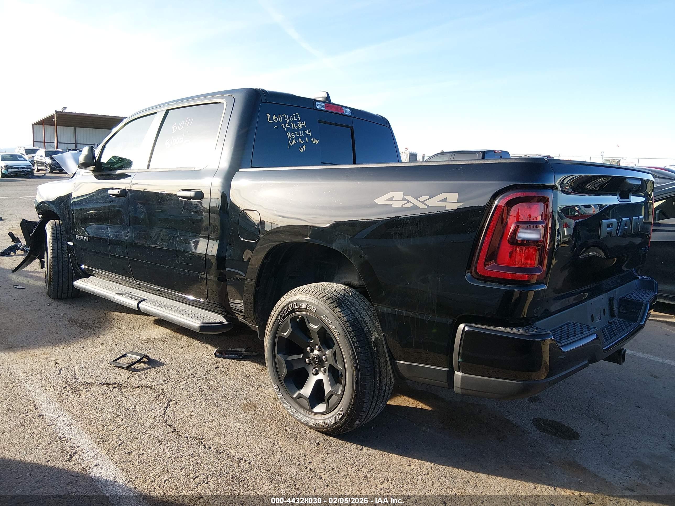 RAM 1500 image 3
