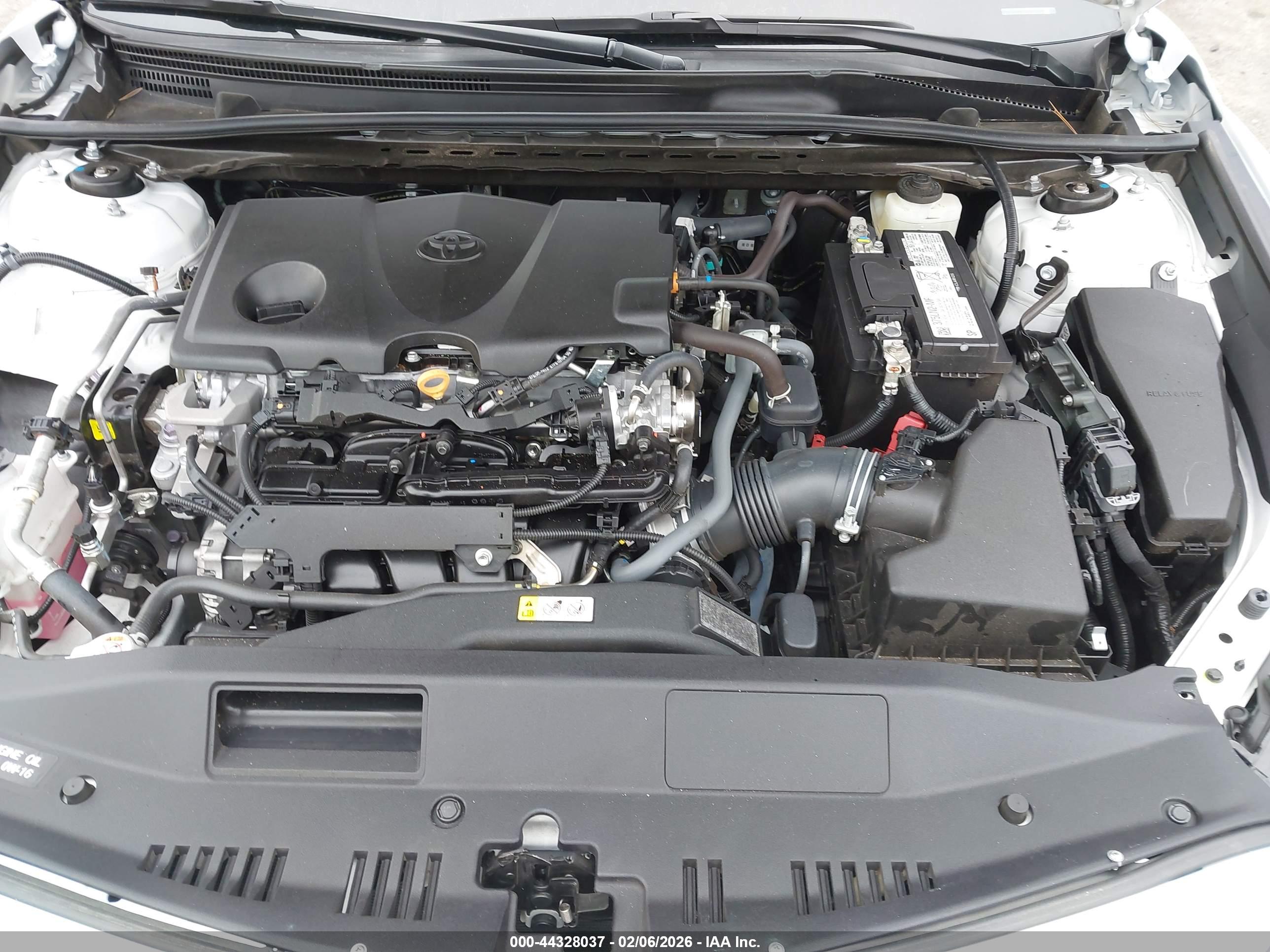 TOYOTA CAMRY image 10