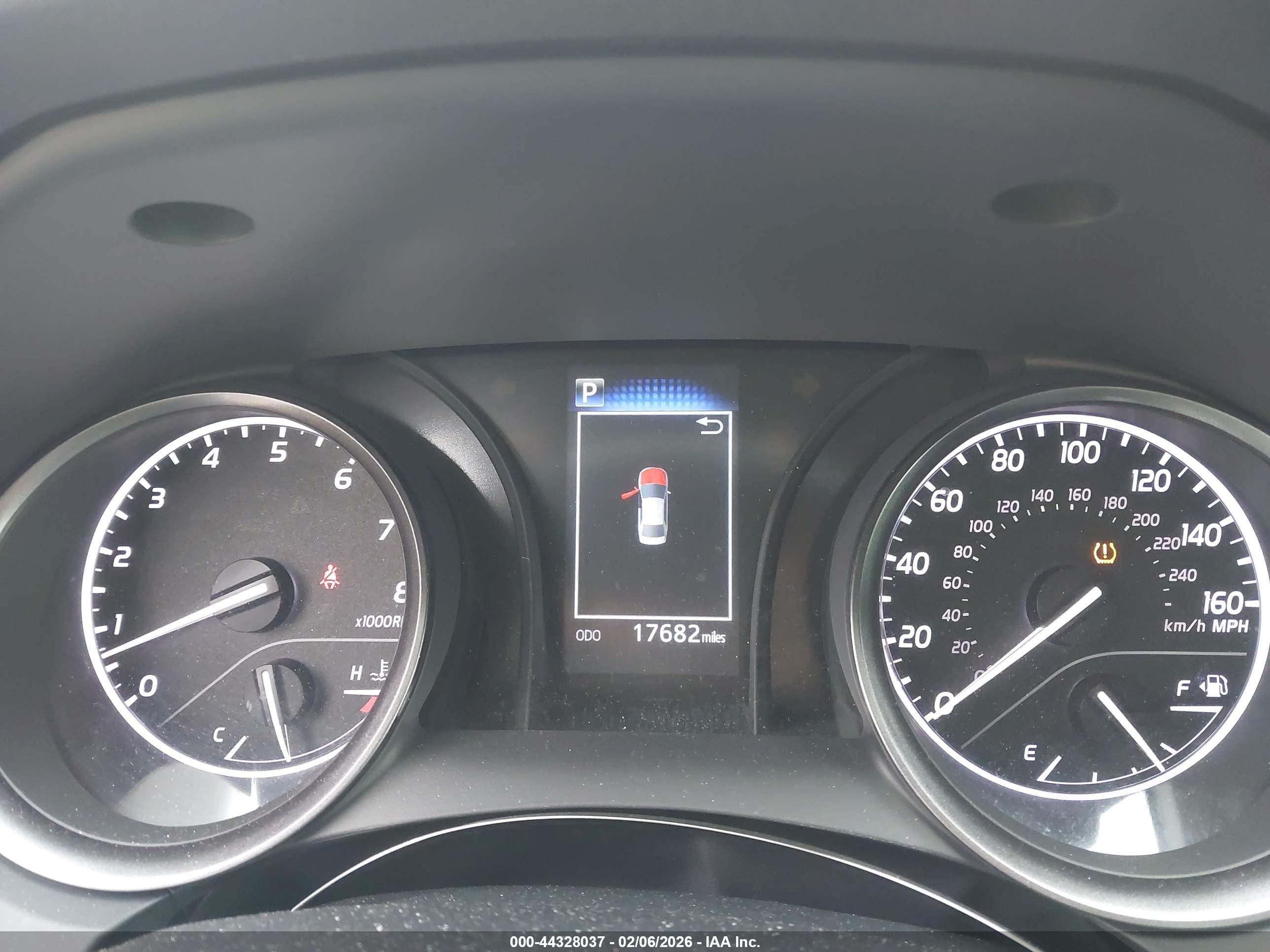 TOYOTA CAMRY image 7